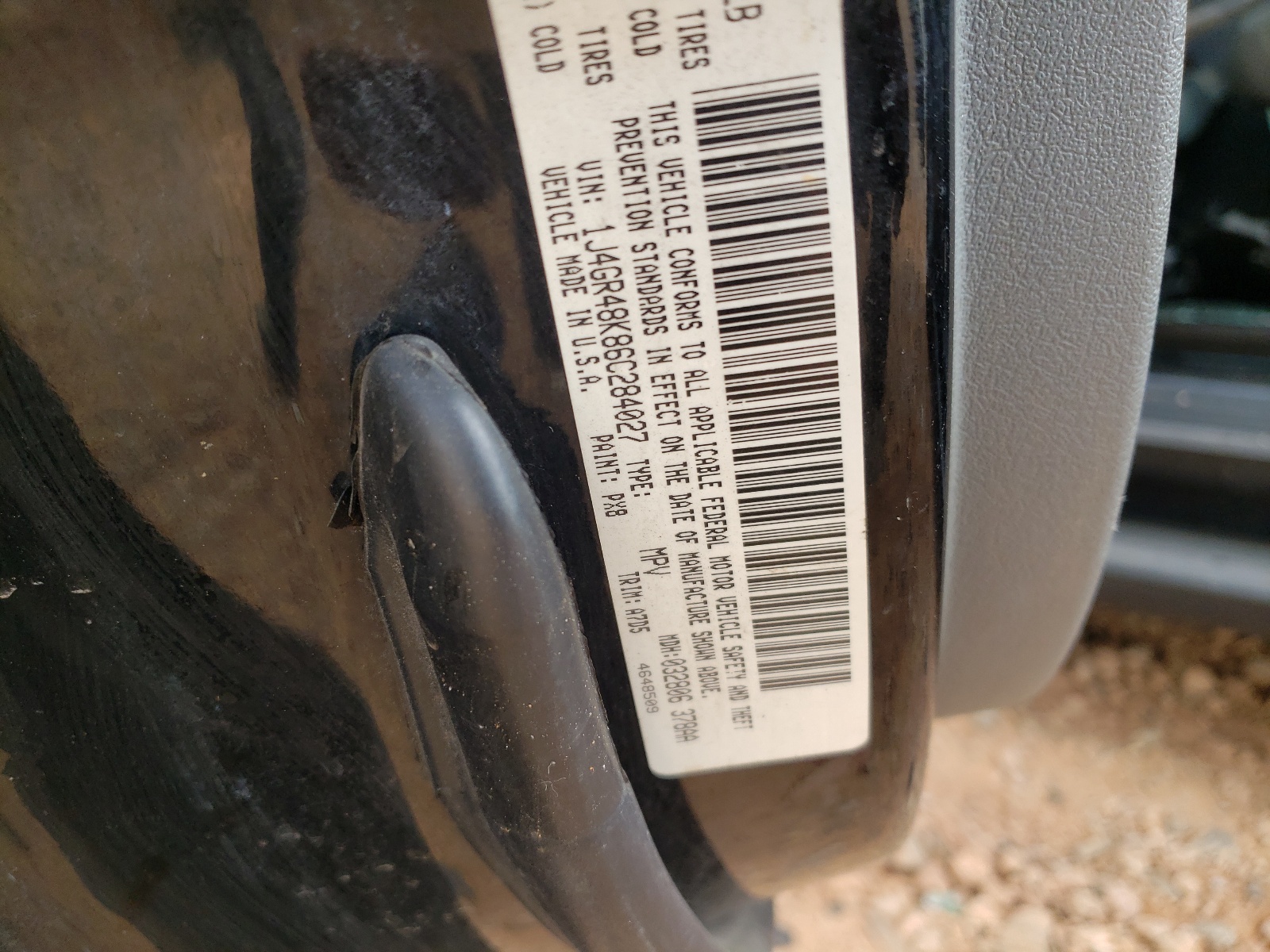 Photo 10 from auction – 2006 JEEP GRAND CHER with VIN 1J4GR48K86C284027