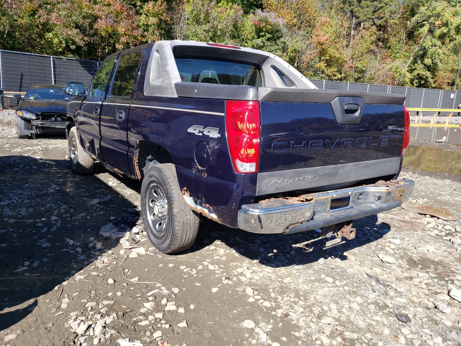 Photo 3 from auction – 2005 CHEVROLET AVALANCHE with VIN 3GNEK12Z45G197847