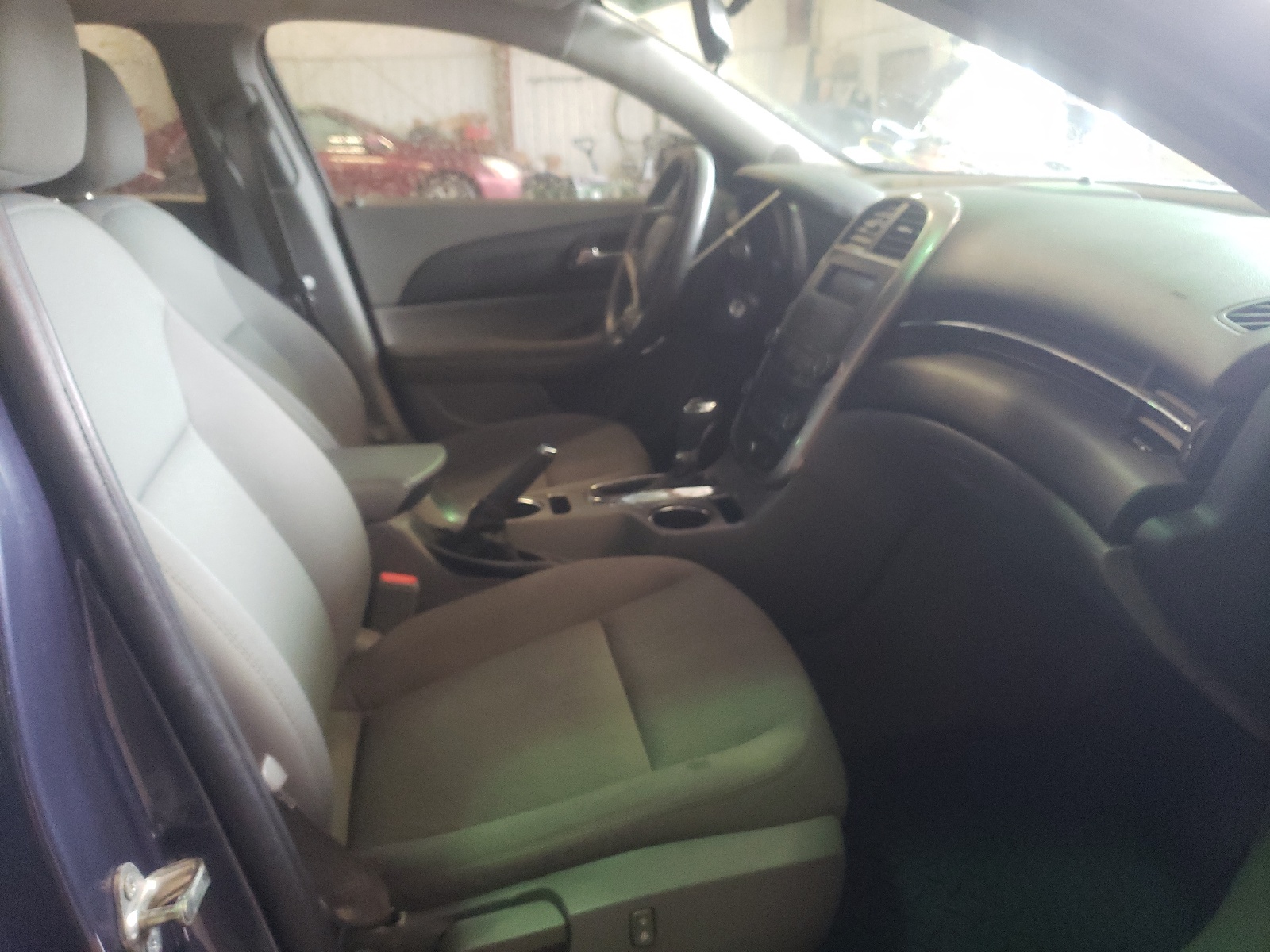 Zdjęcie 5 z aukcji – 2015 CHEVROLET MALIBU LS z VIN 1G11B5SL8FF136359