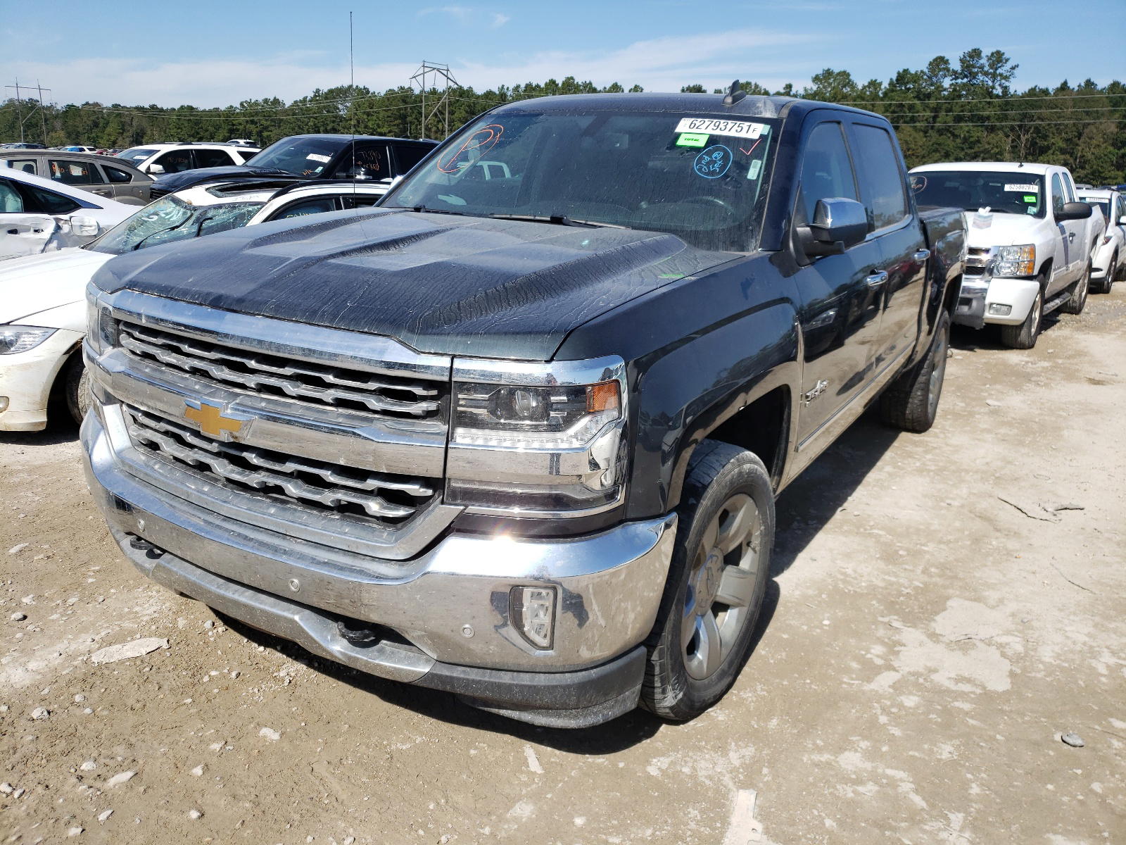 Photo 2 from auction – 2018 CHEVROLET SILVERADO with VIN 3GCUKSEC6JG556921