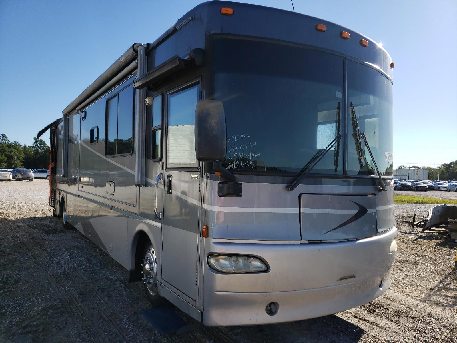 WINNEBAGO ITASCA 2004 with VIN 4UZAAHDC04CN10174 - Photo from auction