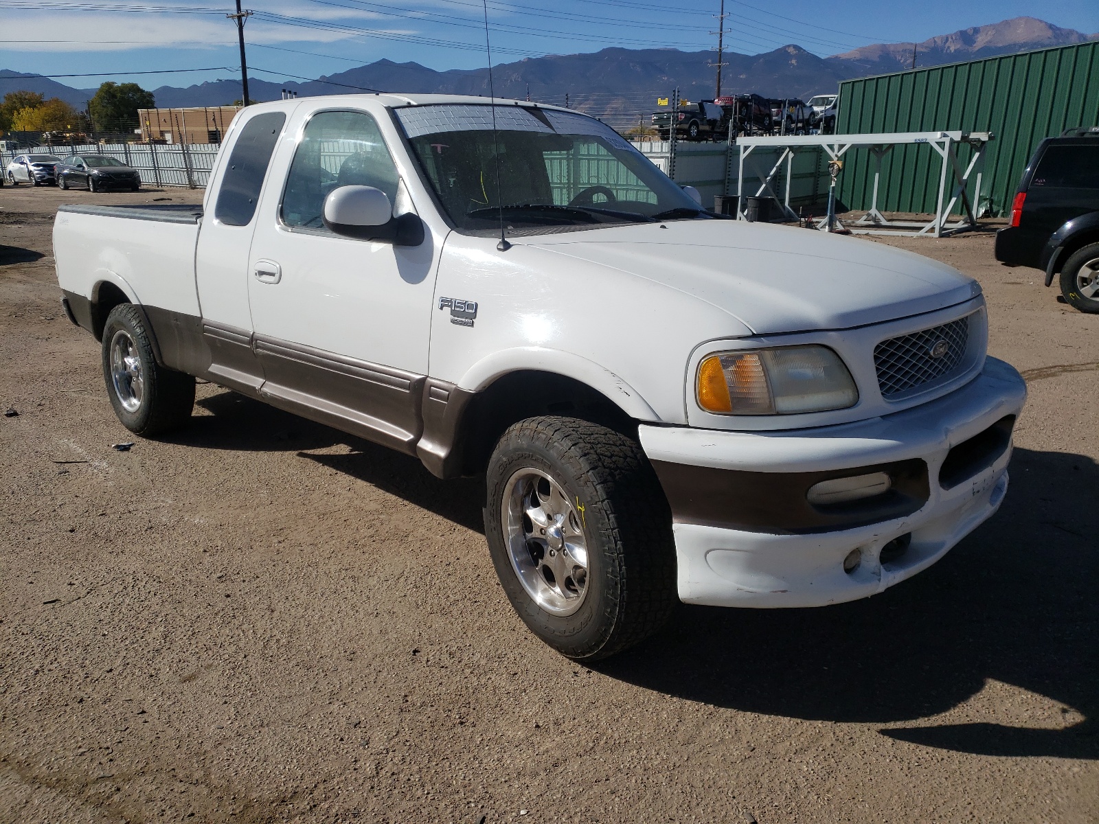 Photo 1 from auction – 1998 FORD F150 with VIN 1FTRX18LXWNB56744