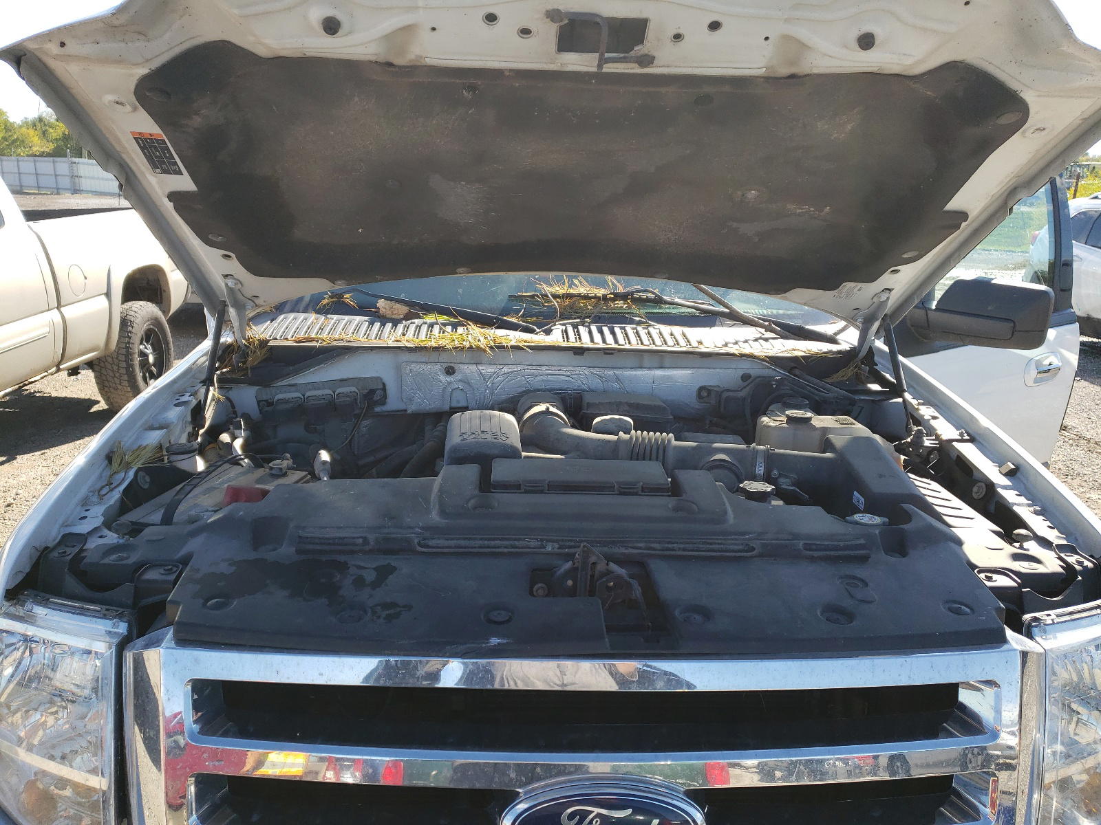Photo 7 from auction – 2014 FORD EXPEDITION with VIN 1FMJK1J54EEF51097