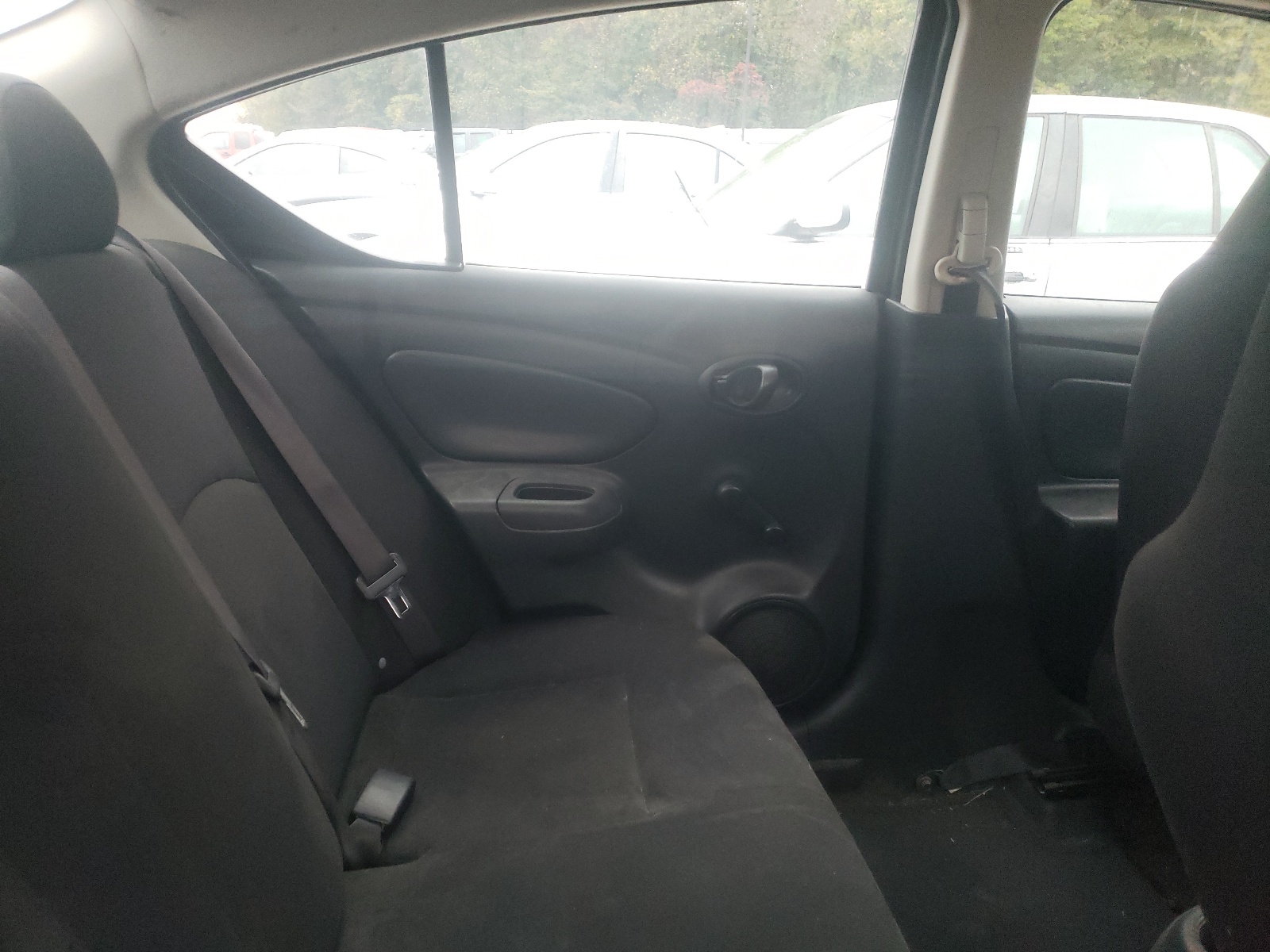 Photo 6 from auction – 2015 NISSAN VERSA S with VIN 3N1CN7AP3FL835785