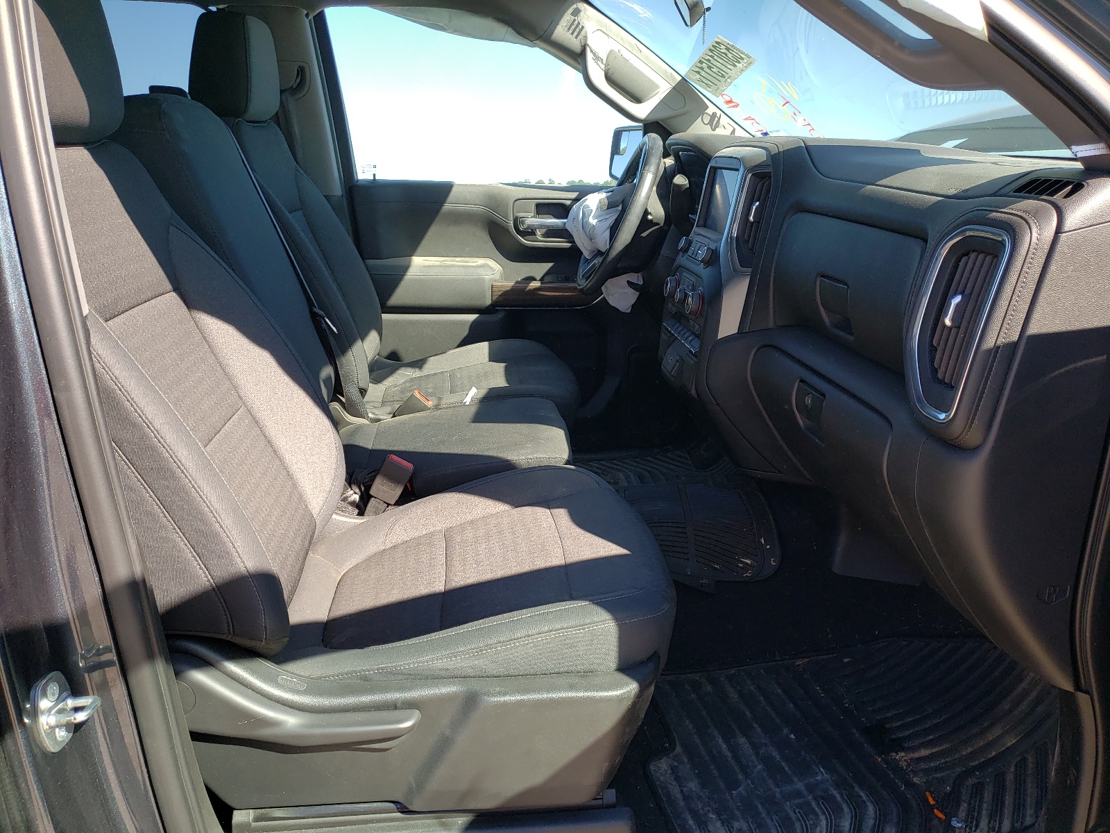 Photo 5 from auction – 2020 CHEVROLET SILVERADO with VIN 3GCPWCED1LG127219