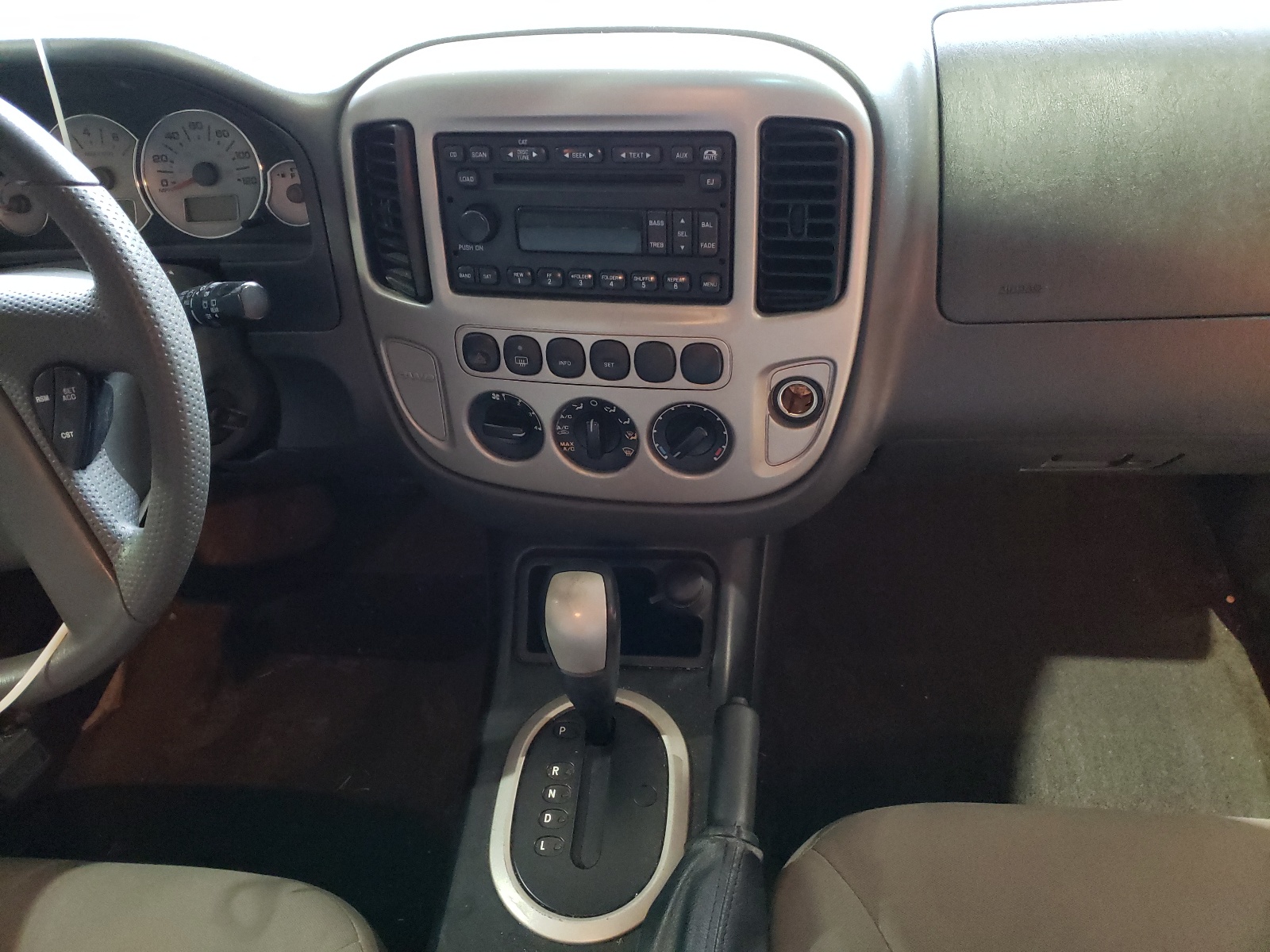 Photo 9 from auction – 2007 FORD ESCAPE HEV with VIN 1FMYU59H17KA03464