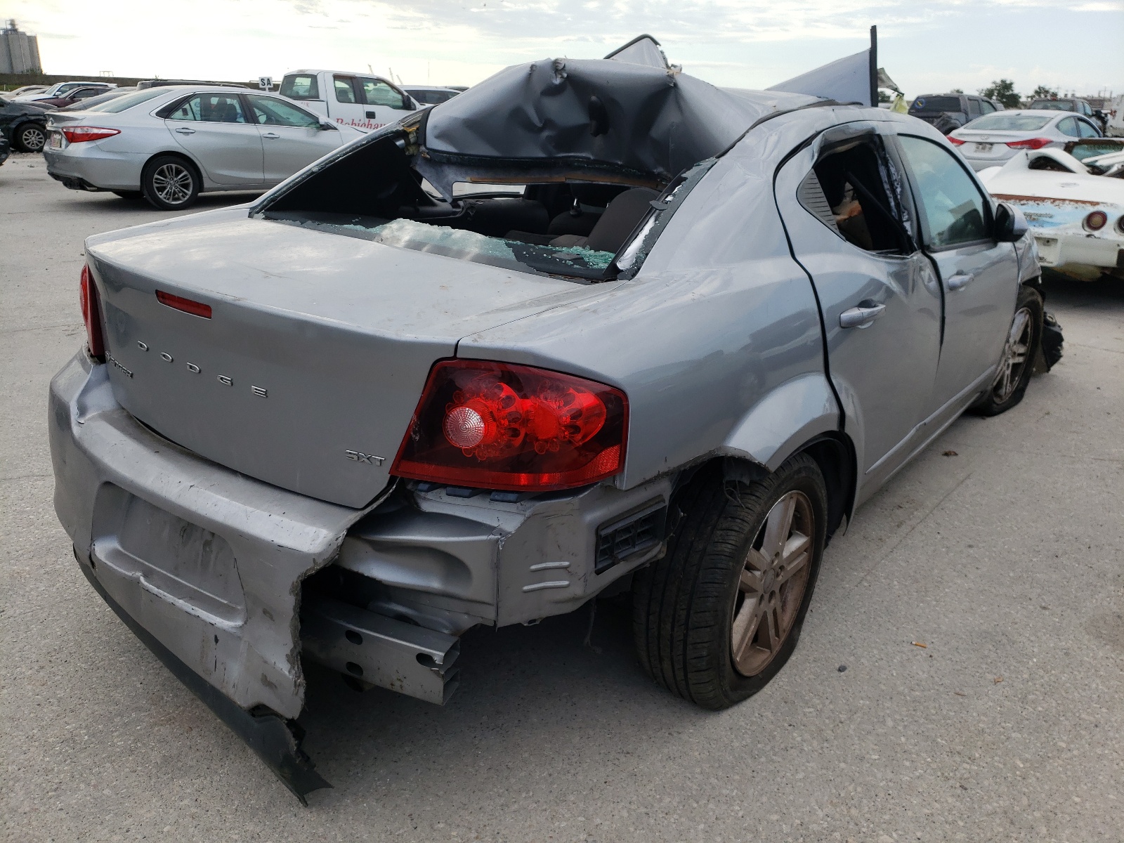Фото 4 с аукциона – 2013 DODGE AVENGER SX с VIN 1C3CDZCB1DN589026