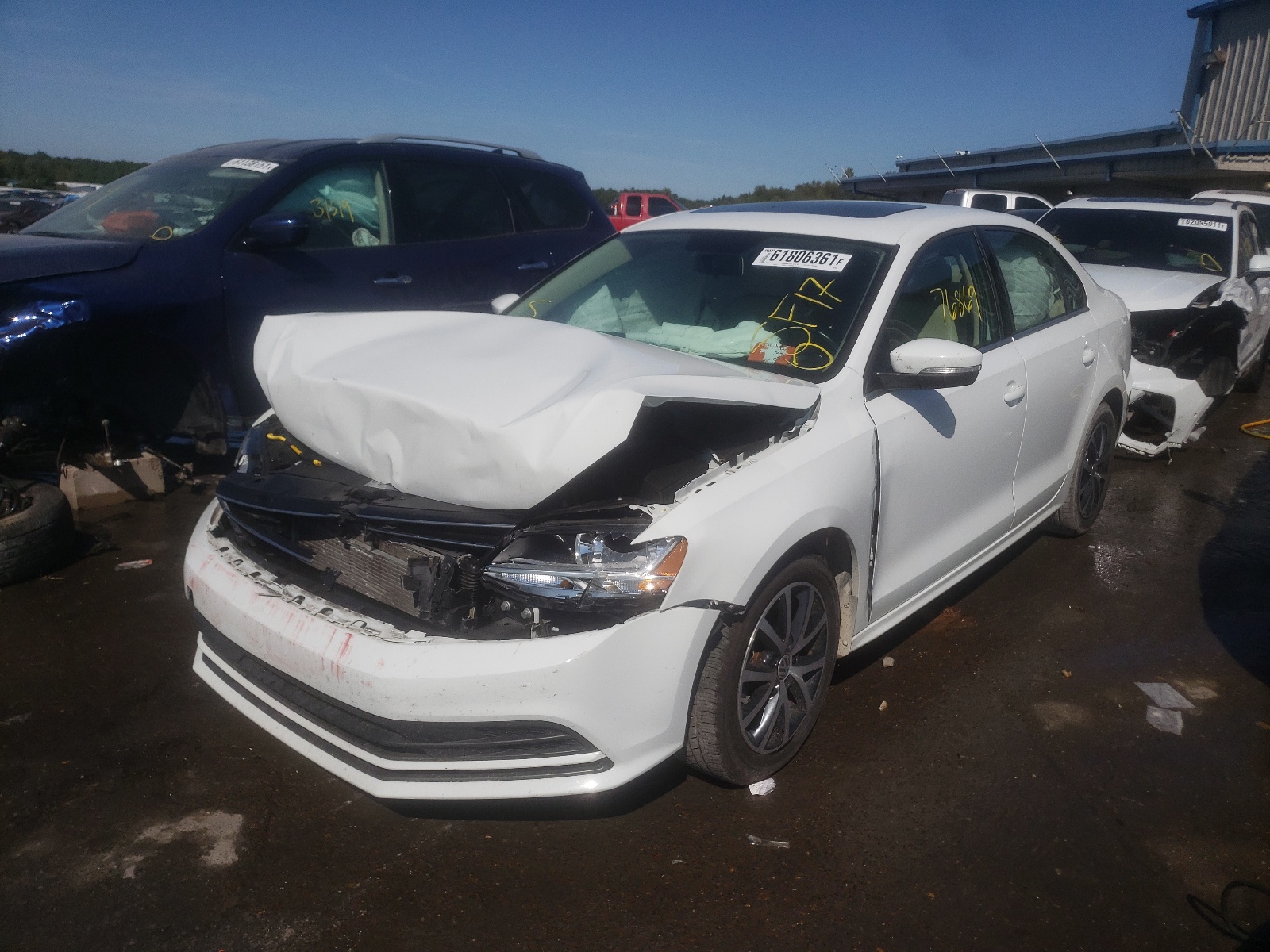 Photo 2 from auction – 2017 VOLKSWAGEN JETTA SE with VIN 3VWDB7AJ7HM281960