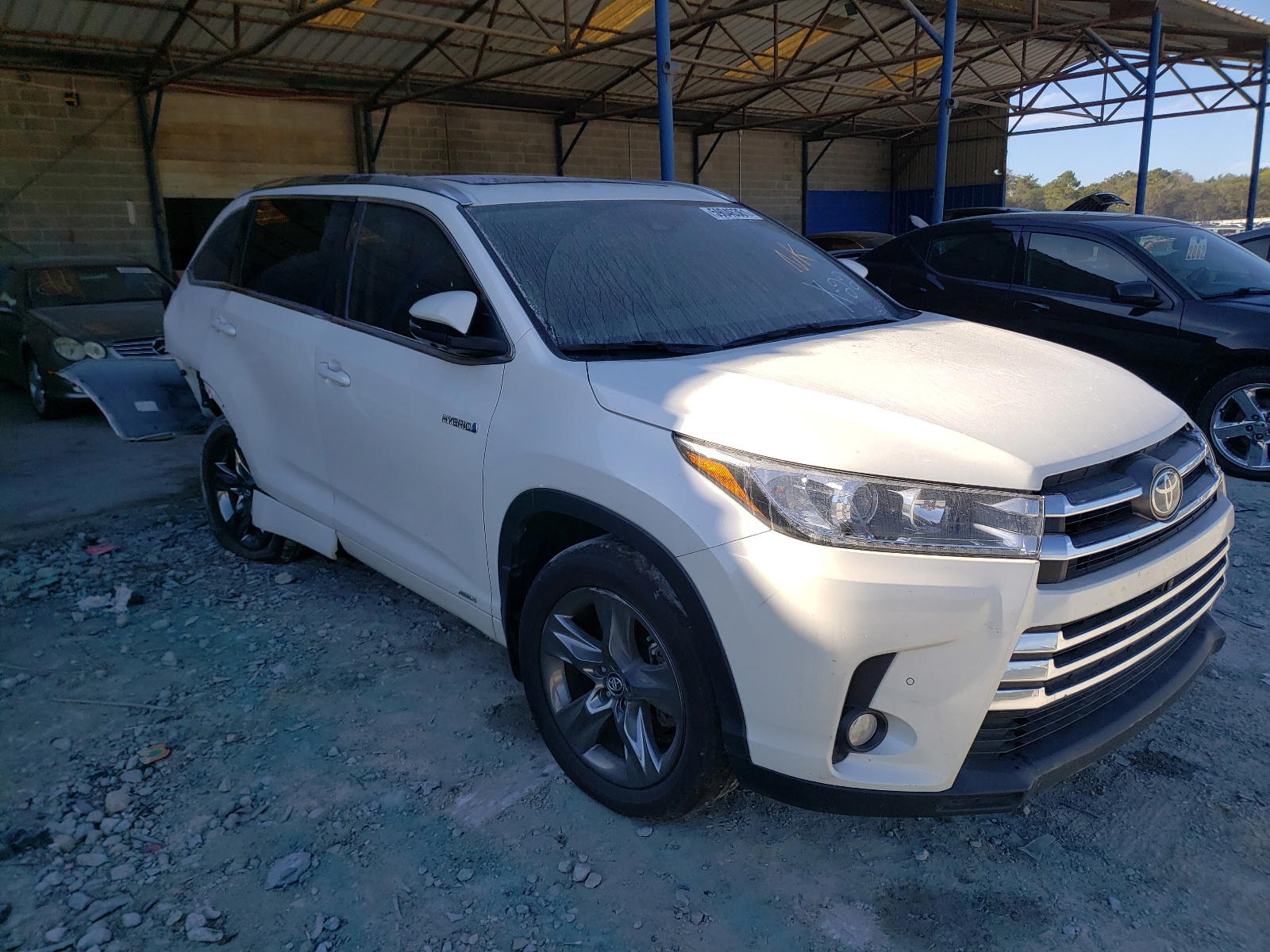 TOYOTA HIGHLANDER 2017 with VIN 5TDDGRFH0HS030350 - Photo from auction