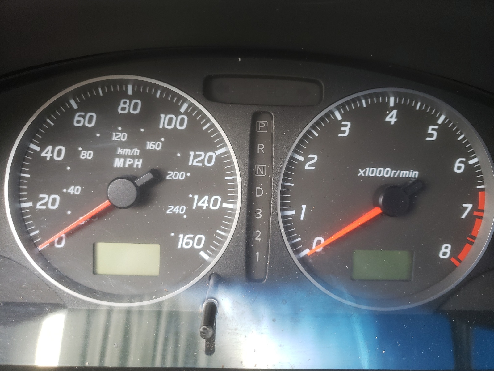Photo 8 from auction – 2003 NISSAN MAXIMA GLE with VIN JN1DA31A13T430343