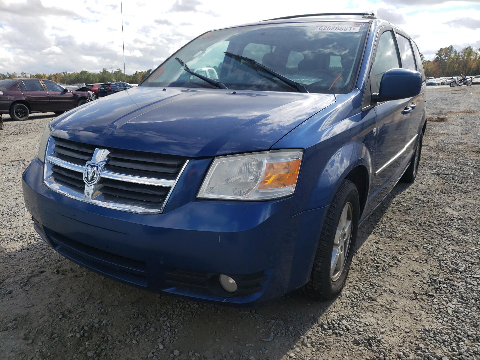Photo 2 from auction – 2010 DODGE GRAND CARA with VIN 2D4RN5D1XAR130760