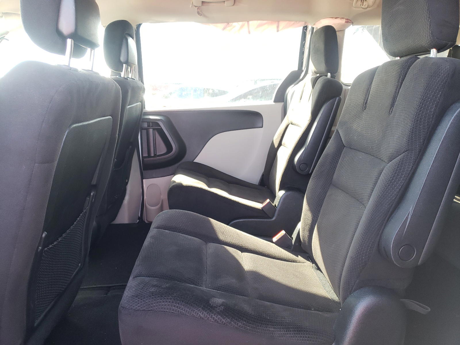 Photo 6 from auction – 2014 DODGE GRAND CARA with VIN 2C4RDGBG0ER433216