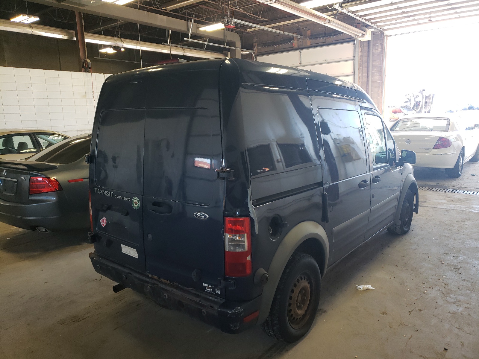 Photo 4 from auction – 2010 FORD TRANSIT CO with VIN NM0LS7BN5AT042055