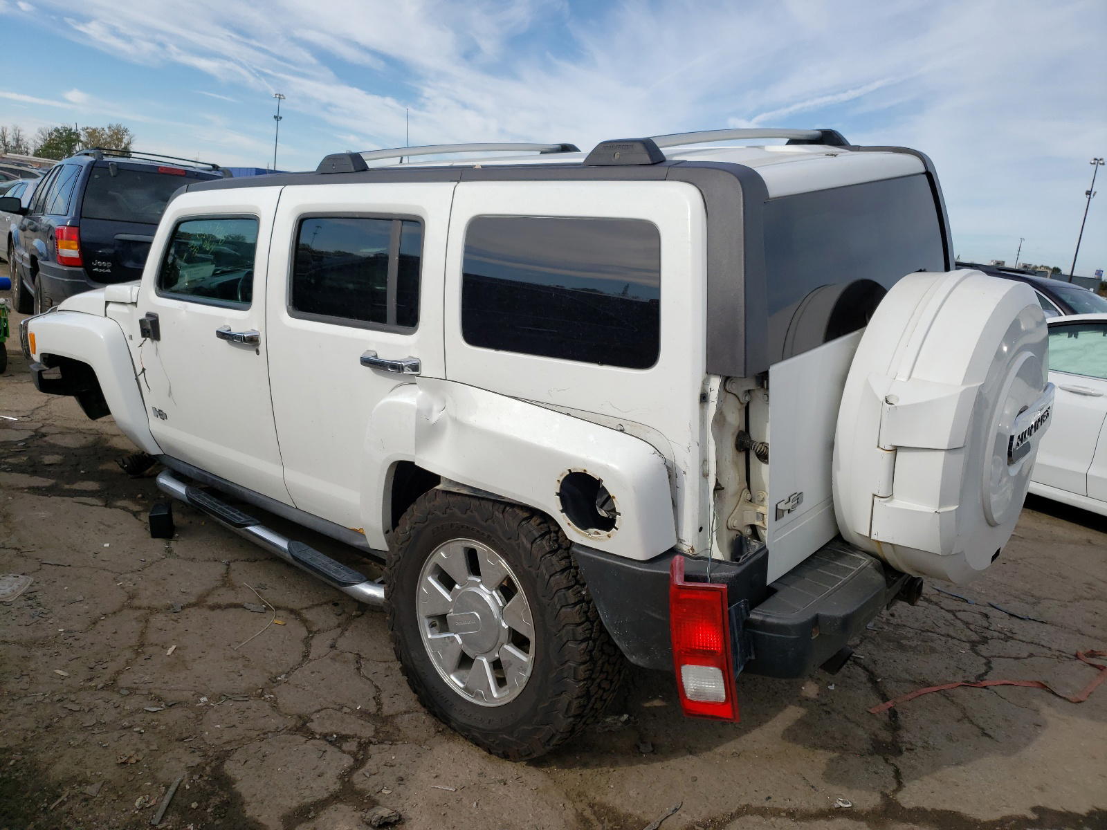 Photo 3 from auction – 2007 HUMMER H3 with VIN 5GTDN13E778166357
