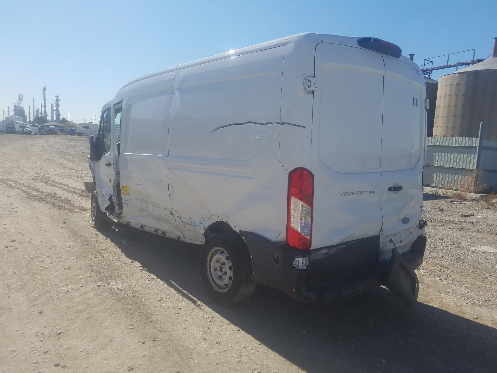 Photo 3 from auction – 2019 FORD TRANSIT with VIN 1FTYE2CM3KKB32529
