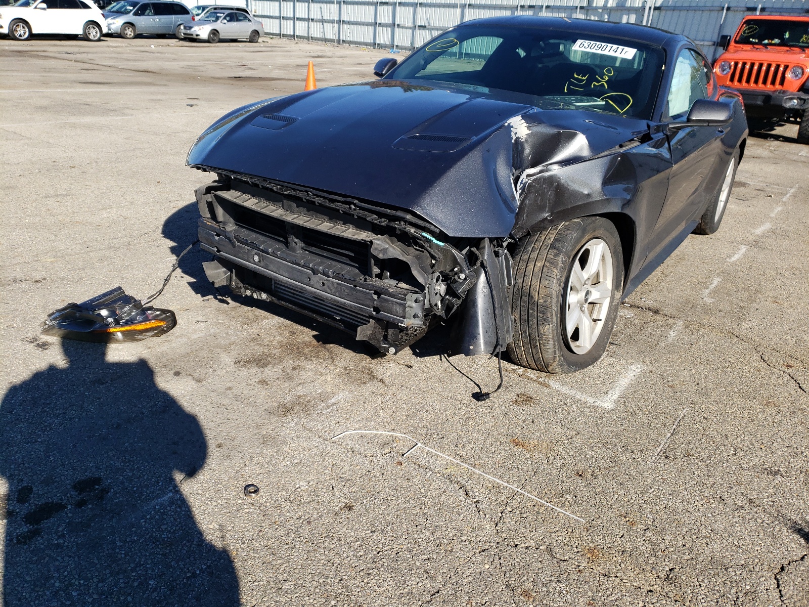 Photo 9 from auction – 2018 FORD MUSTANG with VIN 1FA6P8TH1J5183859