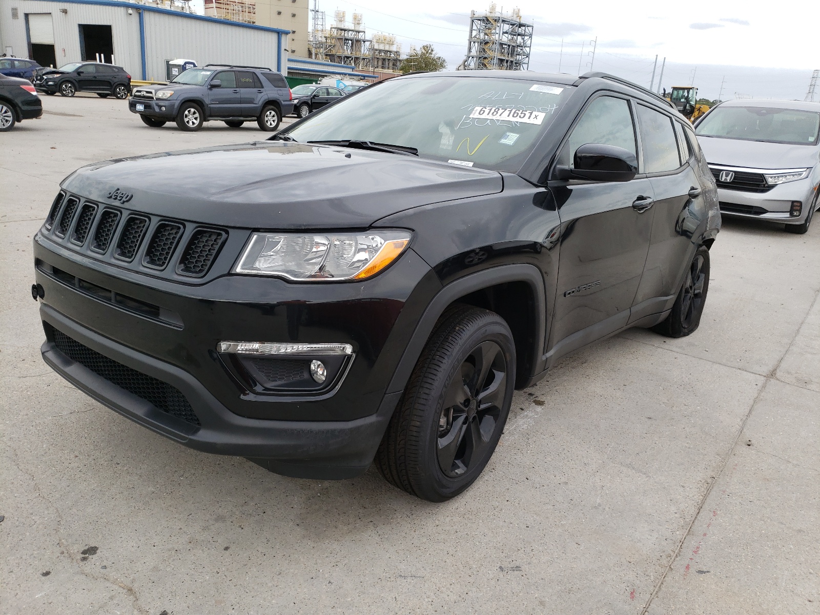 Фото 2 с аукциона – 2021 JEEP COMPASS LA с VIN 3C4NJCBB8MT572204