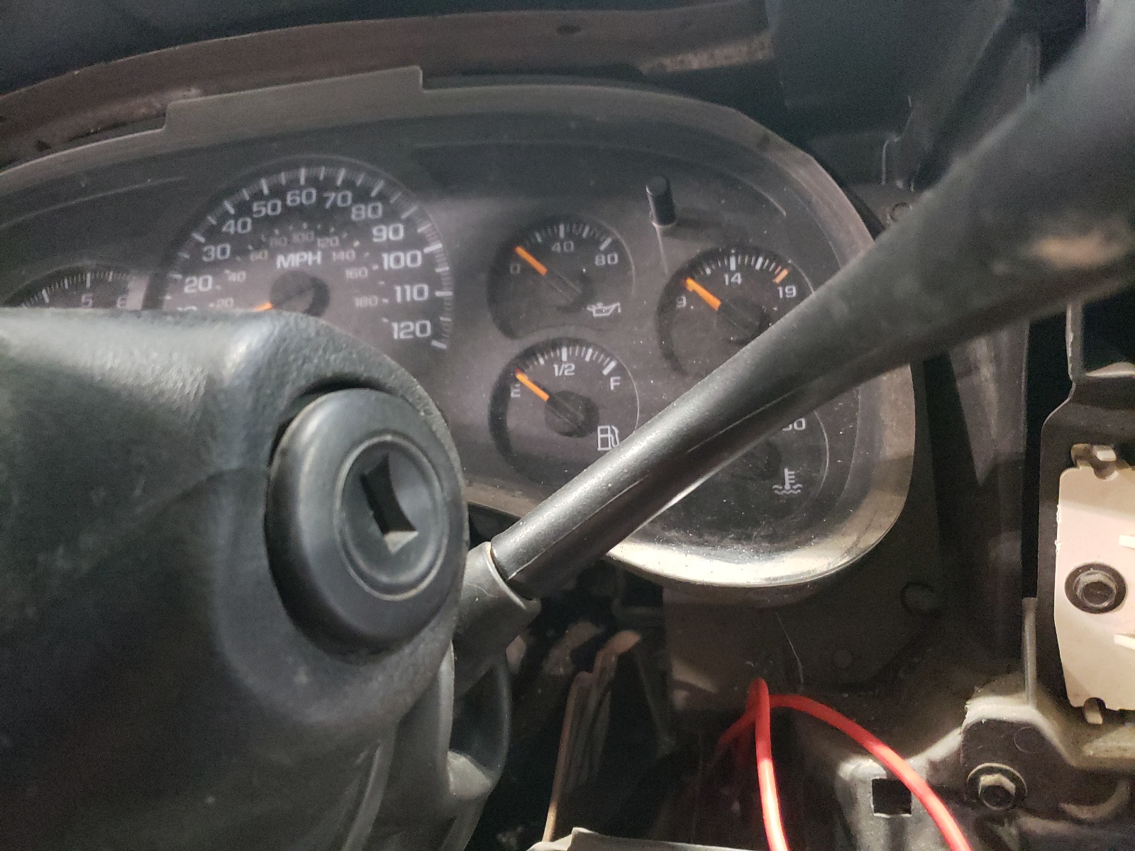 Zdjęcie 8 z aukcji – 2004 CHEVROLET SILVERADO z VIN 1GCHK23U94F132720