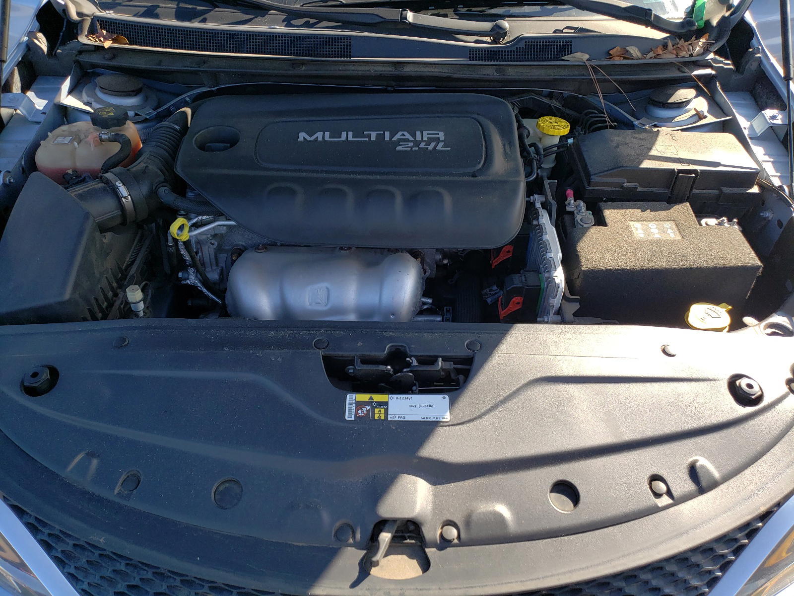 Photo 7 from auction – 2015 CHRYSLER 200 LIMITE with VIN 1C3CCCAB9FN646272
