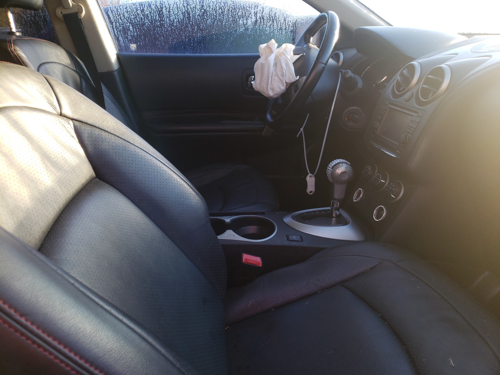 Photo 5 from auction – 2011 NISSAN ROGUE S with VIN JN8AS5MT2BW182384