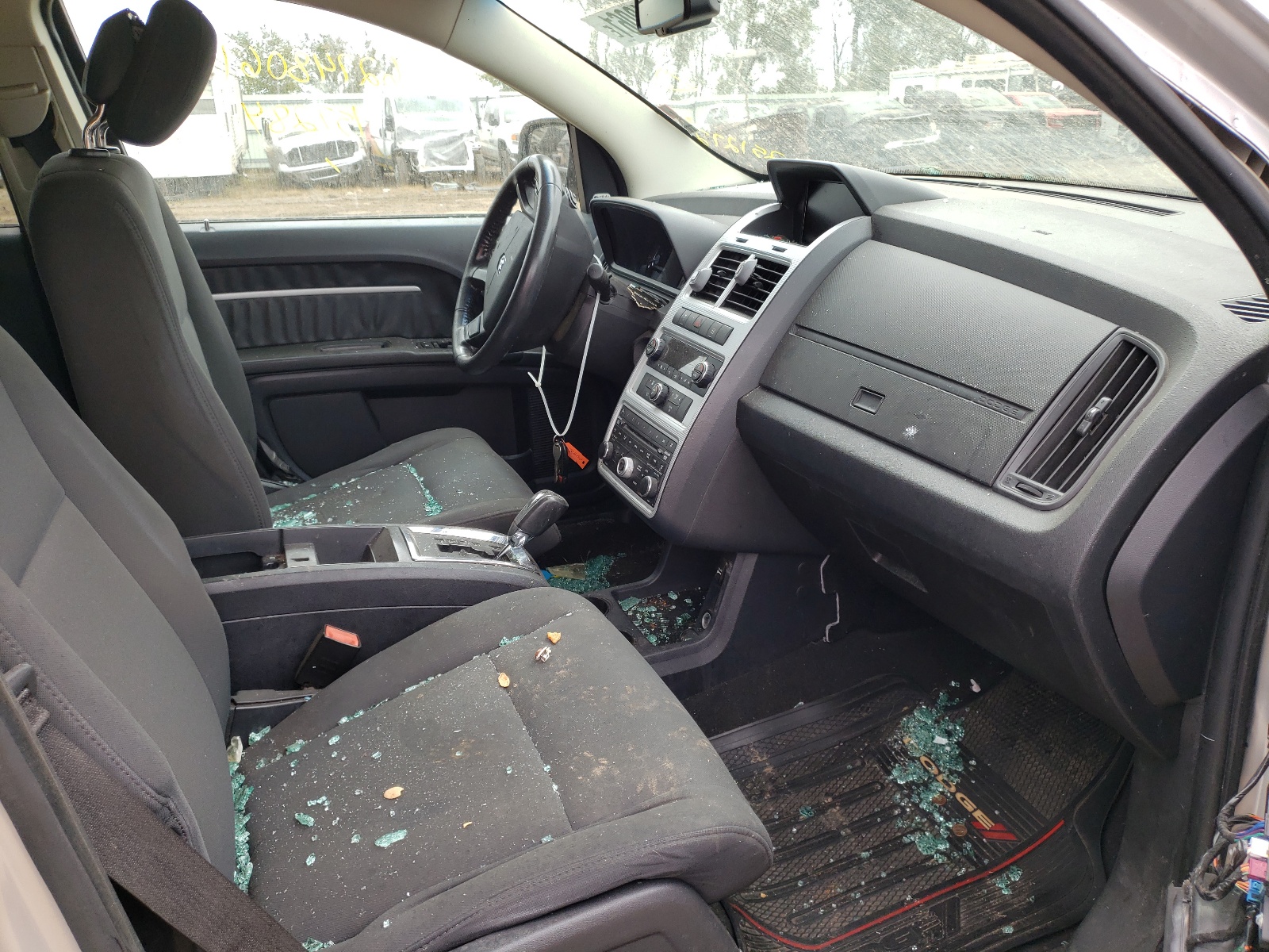 Zdjęcie 5 z aukcji – 2010 DODGE JOURNEY SX z VIN 3D4PG5FV1AT251272