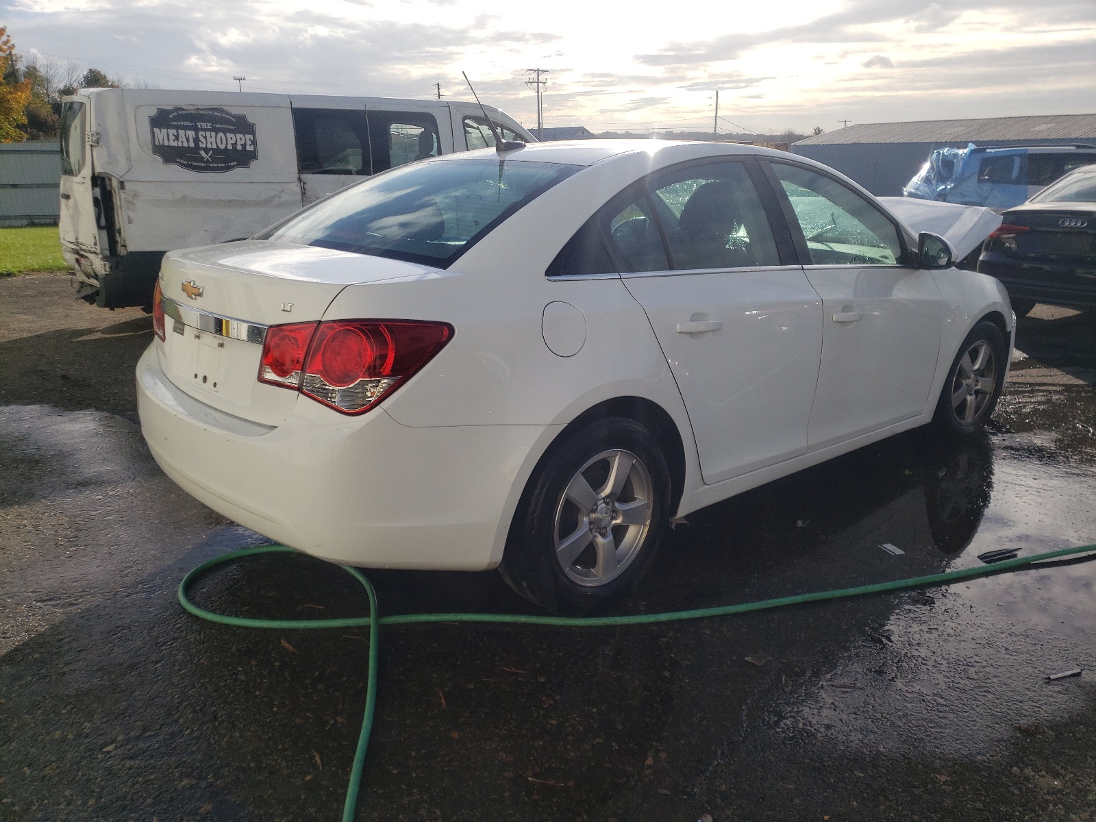 Photo 4 from auction – 2014 CHEVROLET CRUZE LT with VIN 1G1PC5SBXE7124334