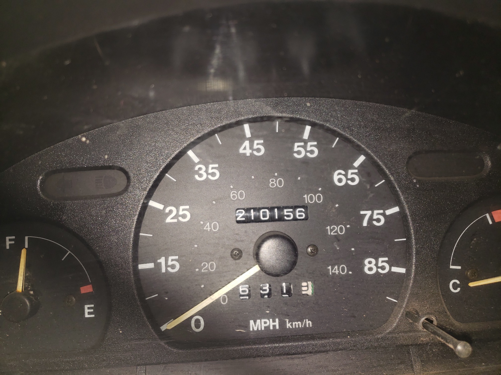 Photo 8 from auction – 2001 CHEVROLET METRO LSI with VIN 2C1MR522716709887