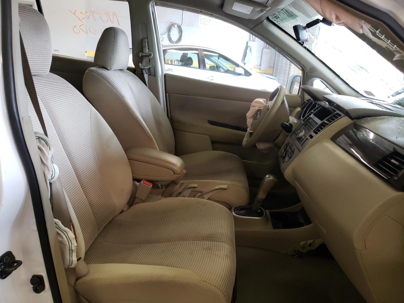 Photo 5 from auction – 2011 NISSAN VERSA S with VIN 3N1BC1CP5BL412244