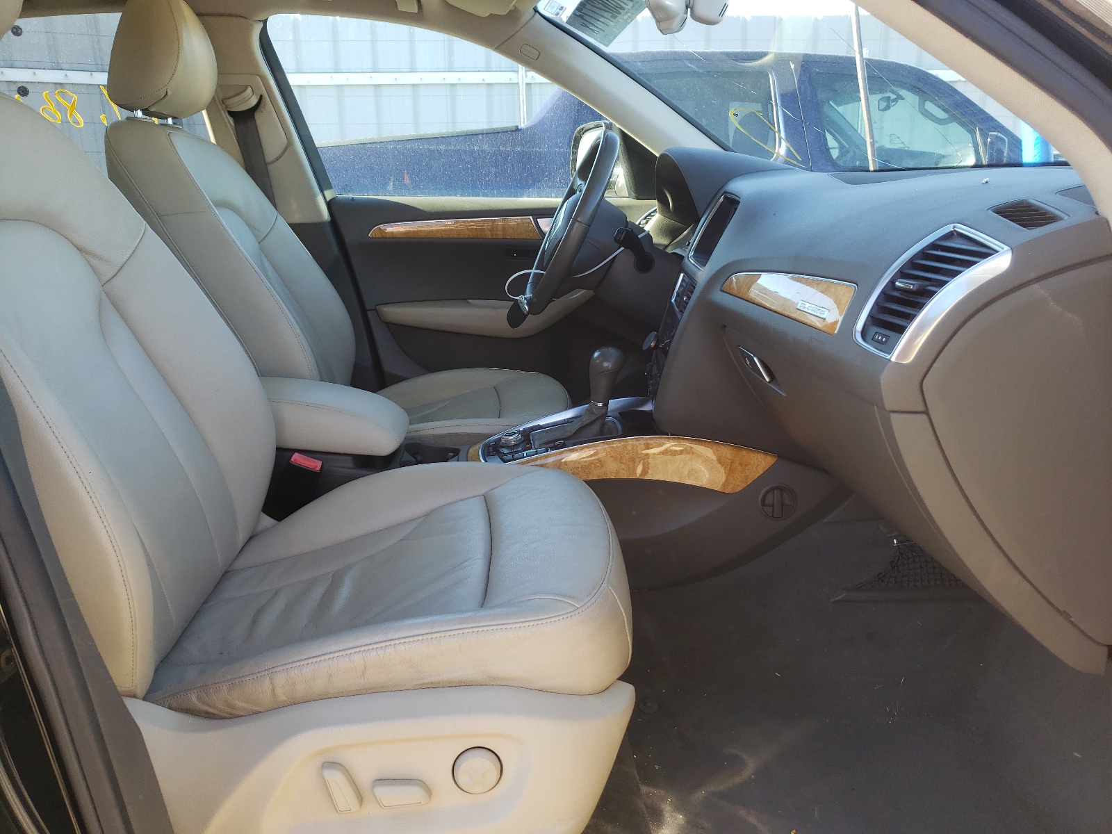 Photo 5 from auction – 2009 AUDI Q5 3.2 with VIN WA1KK78R29A018161