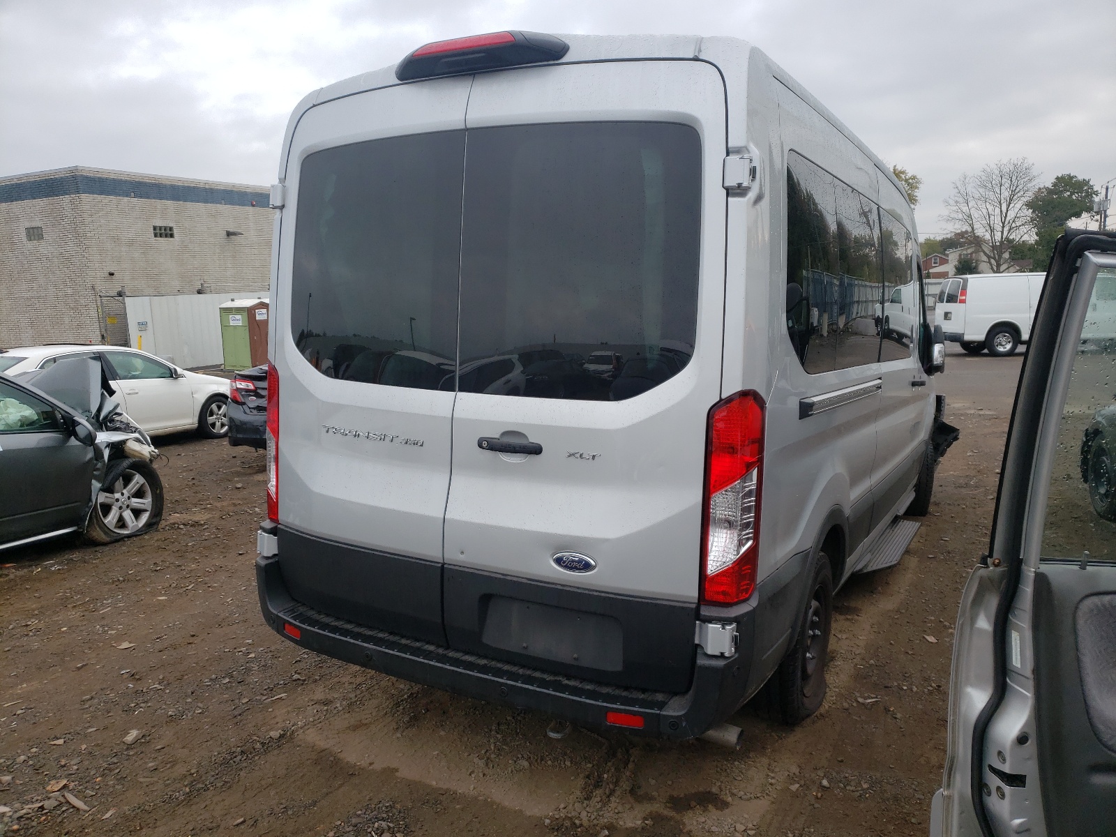 Photo 4 from auction – 2021 FORD TRANSIT T- with VIN 1FBAX2C89MKA48804