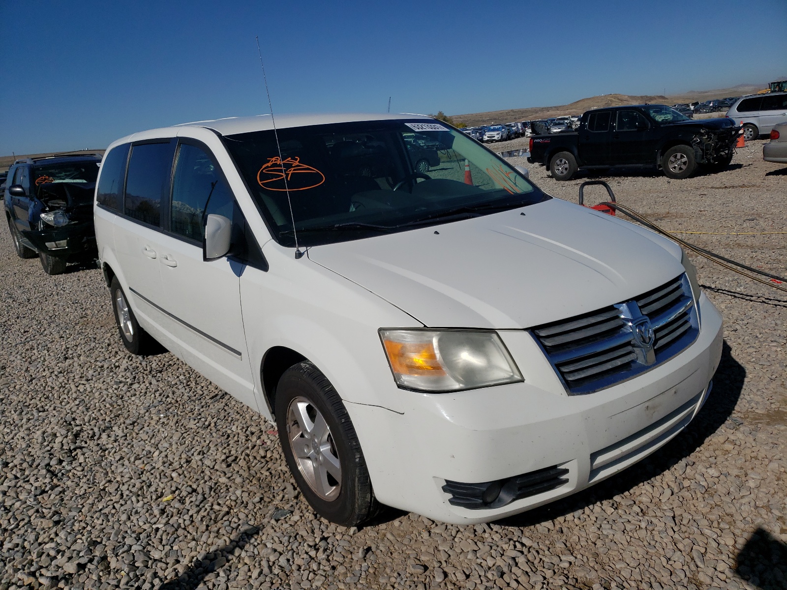 Photo 1 from auction – 2008 DODGE GRAND CARA with VIN 1D8HN54P08B136509