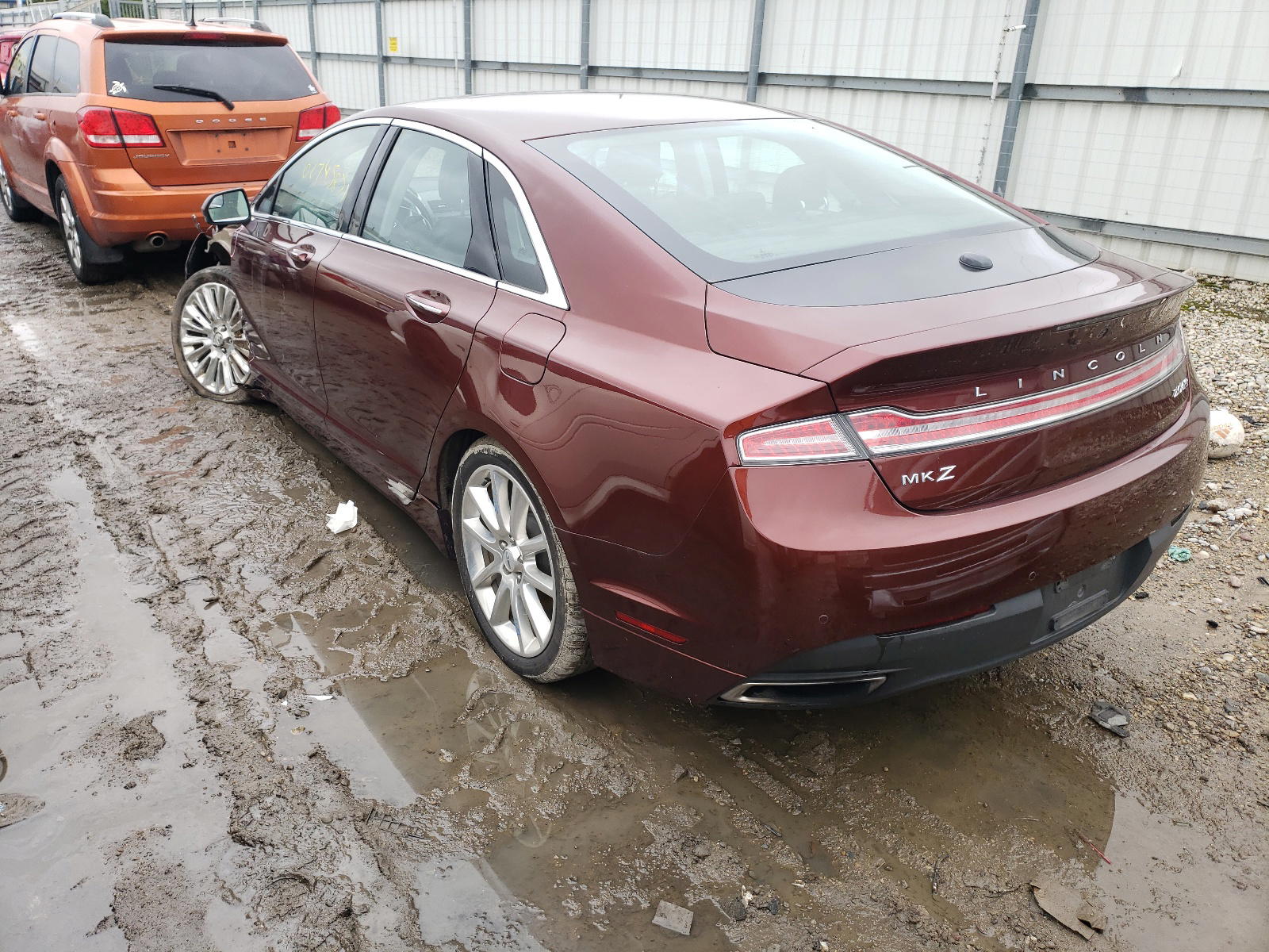 Photo 3 from auction – 2016 LINCOLN MKZ with VIN 3LN6L2J99GR627411