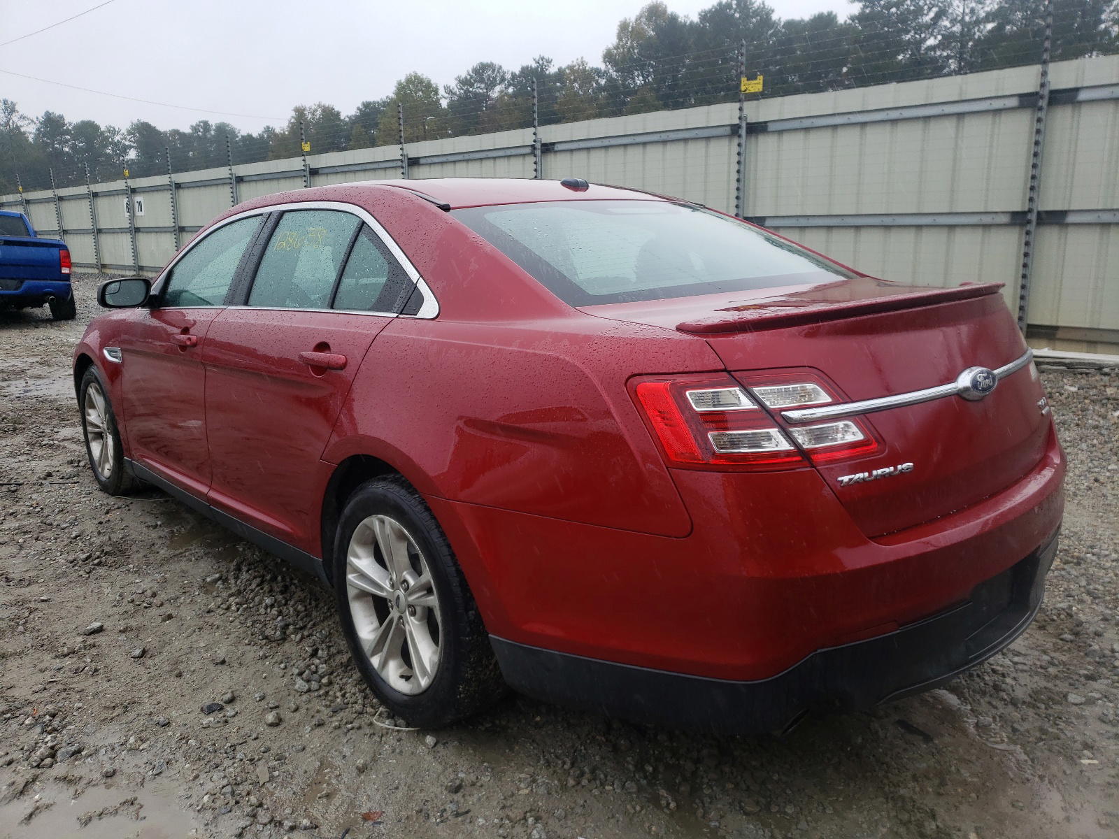 Photo 3 from auction – 2014 FORD TAURUS SEL with VIN 1FAHP2E99EG152316