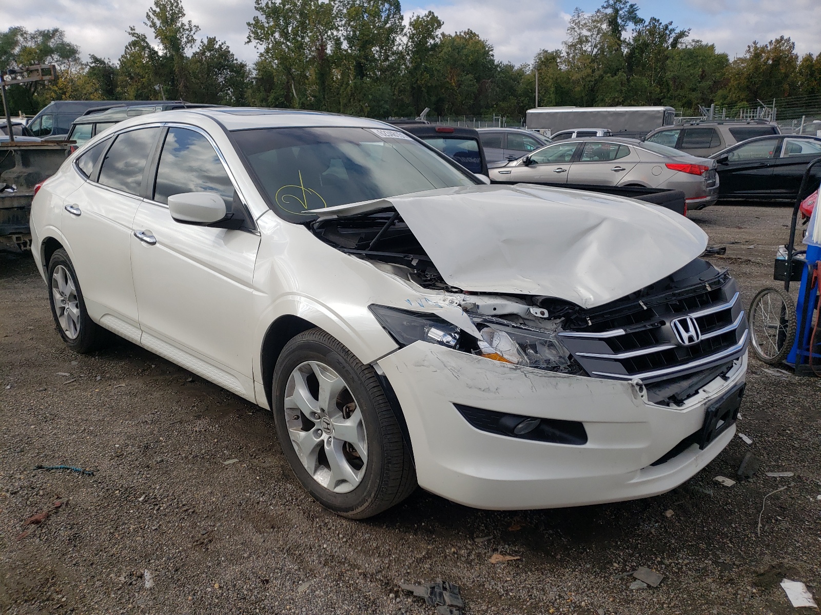 HONDA ACCORD CRO 2011 with VIN 5J6TF2H53BL004269 - Photo from auction