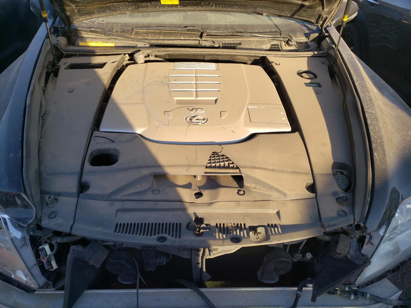 Photo 7 from auction – 2011 LEXUS LS 460 with VIN JTHBL5EFXB5102209