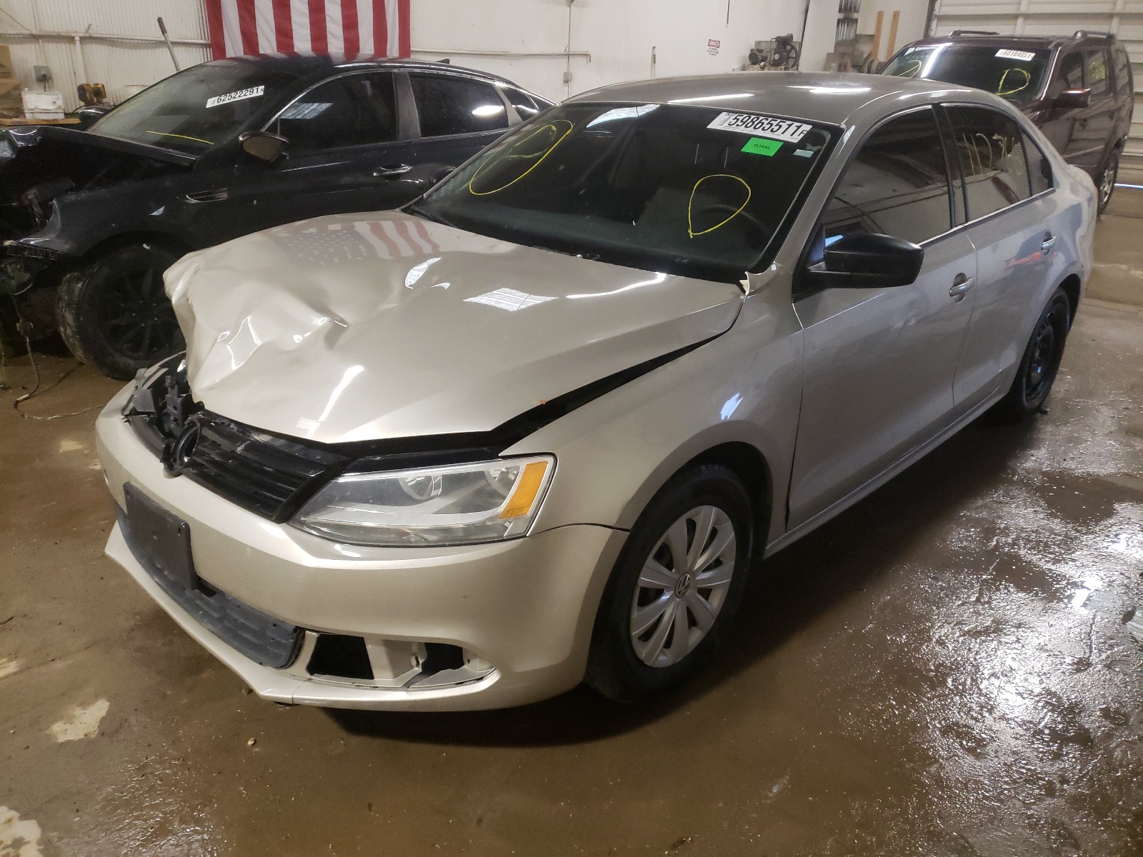 Photo 2 from auction – 2014 VOLKSWAGEN JETTA BASE with VIN 3VW2K7AJ8EM226436