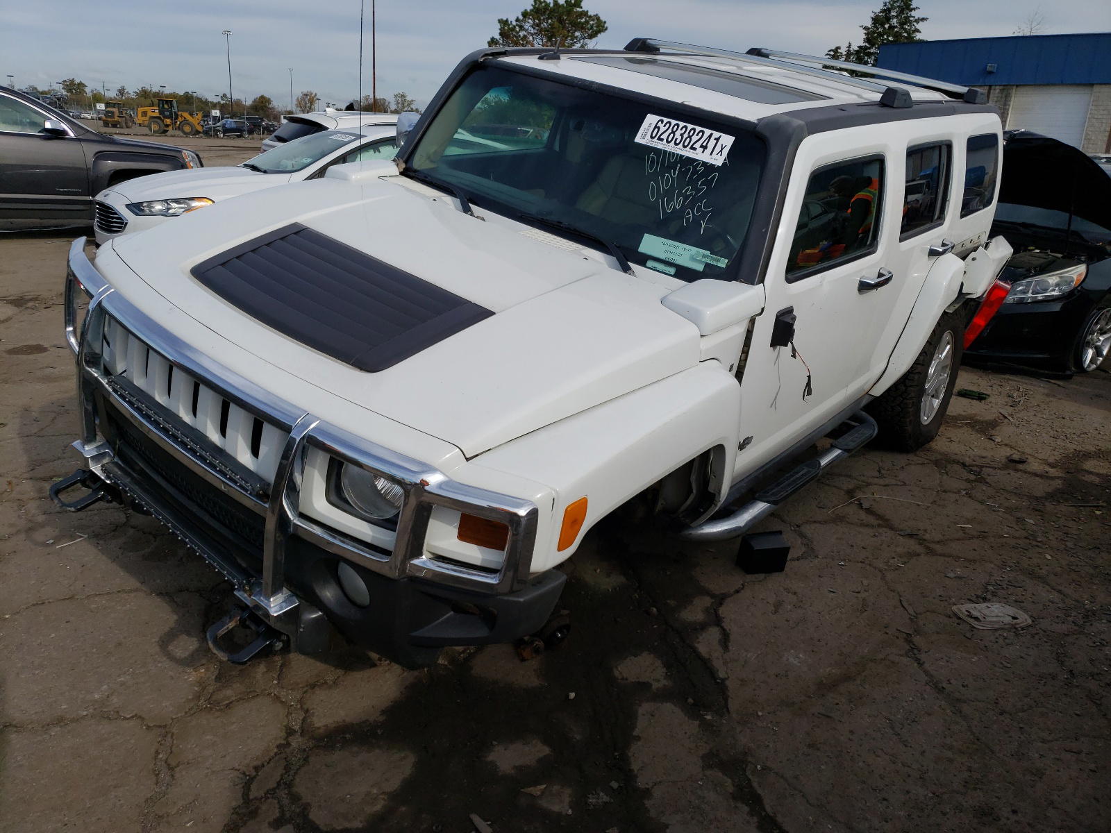 Photo 2 from auction – 2007 HUMMER H3 with VIN 5GTDN13E778166357