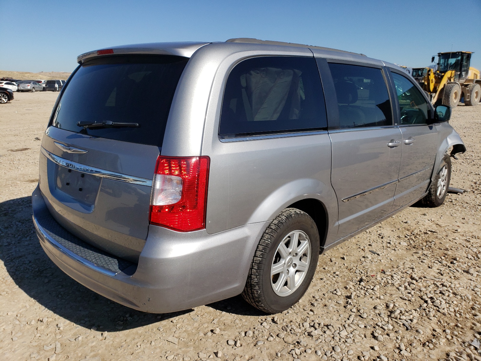 Photo 4 from auction – 2013 CHRYSLER TOWN & COU with VIN 2C4RC1BG6DR584141