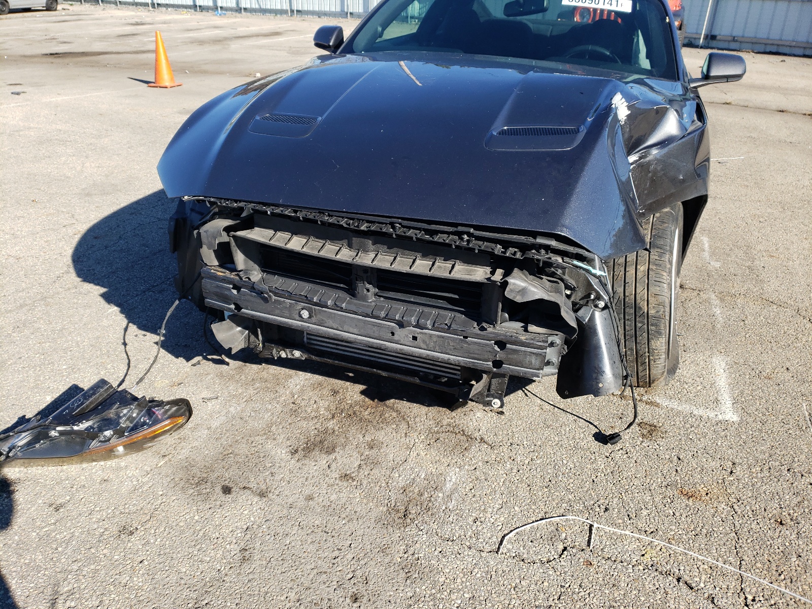 Photo 7 from auction – 2018 FORD MUSTANG with VIN 1FA6P8TH1J5183859