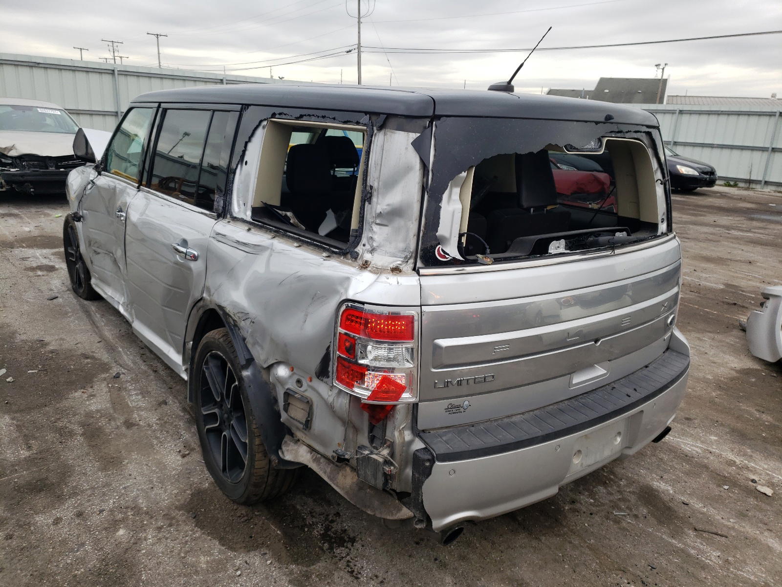 Photo 3 from auction – 2013 FORD FLEX LIMIT with VIN 2FMHK6DT3DBD00328