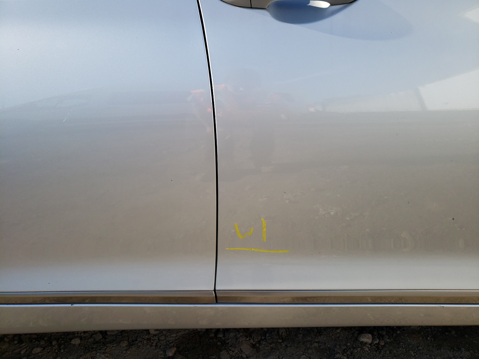 Photo 9 from auction – 2015 HYUNDAI GENESIS 5. with VIN KMHGN4JF5FU022342