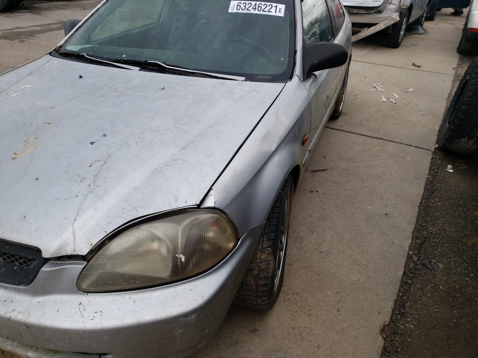 Photo 2 from auction – 2000 HONDA CIVIC with VIN 1HGEJ8145YL007573