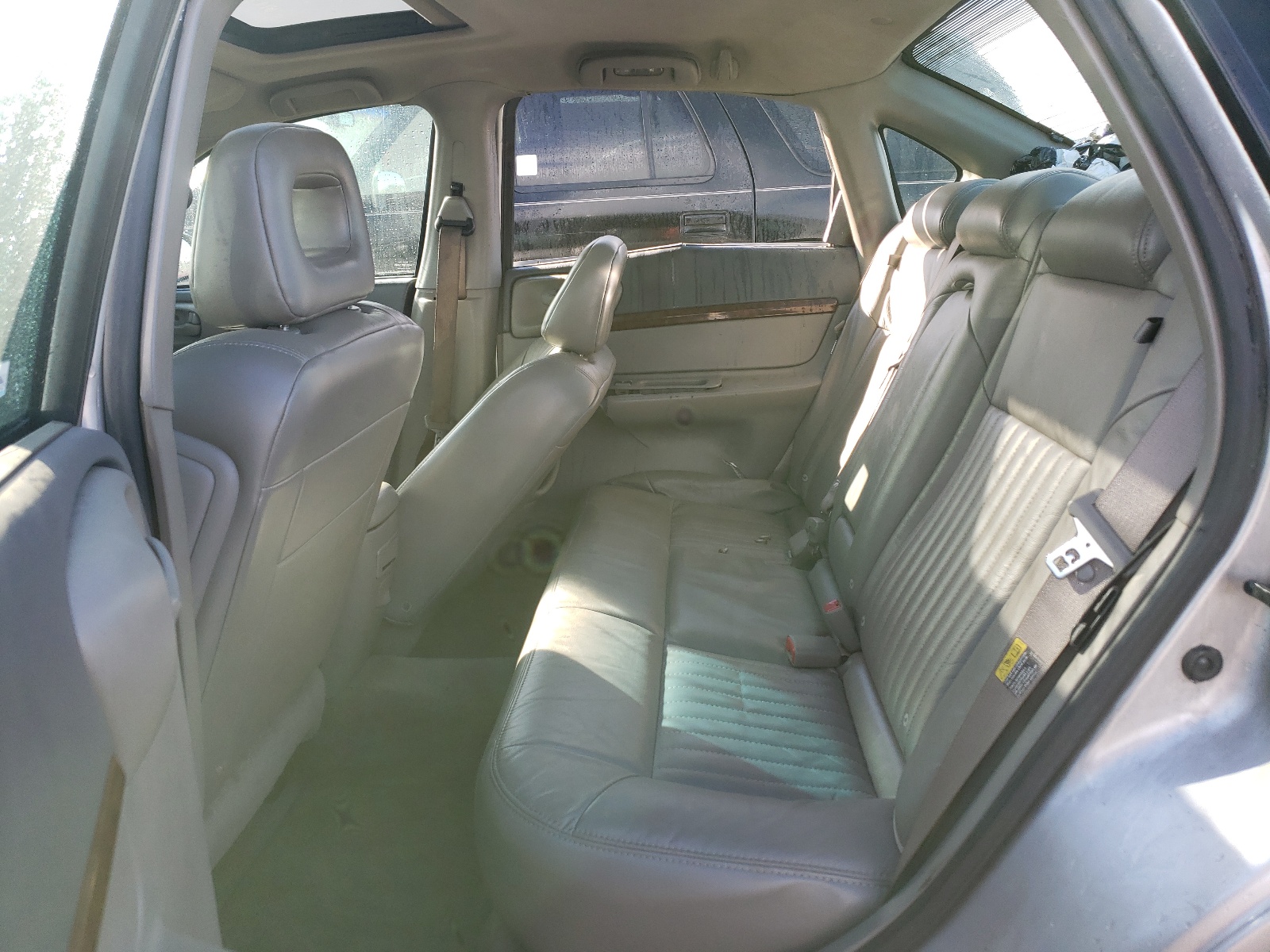 Photo 6 from auction – 2003 CHEVROLET IMPALA LS with VIN 2G1WH55K139210362