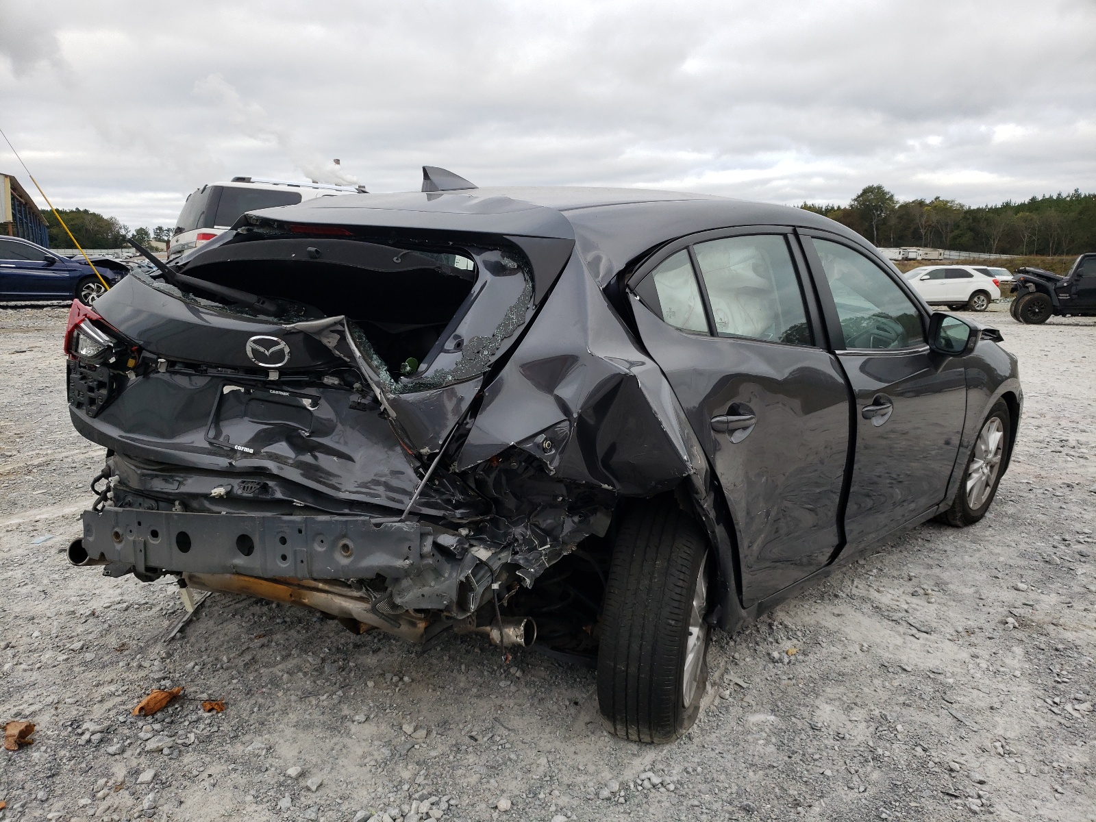 Photo 4 from auction – 2016 MAZDA 3 TOURING with VIN JM1BM1M79G1336373