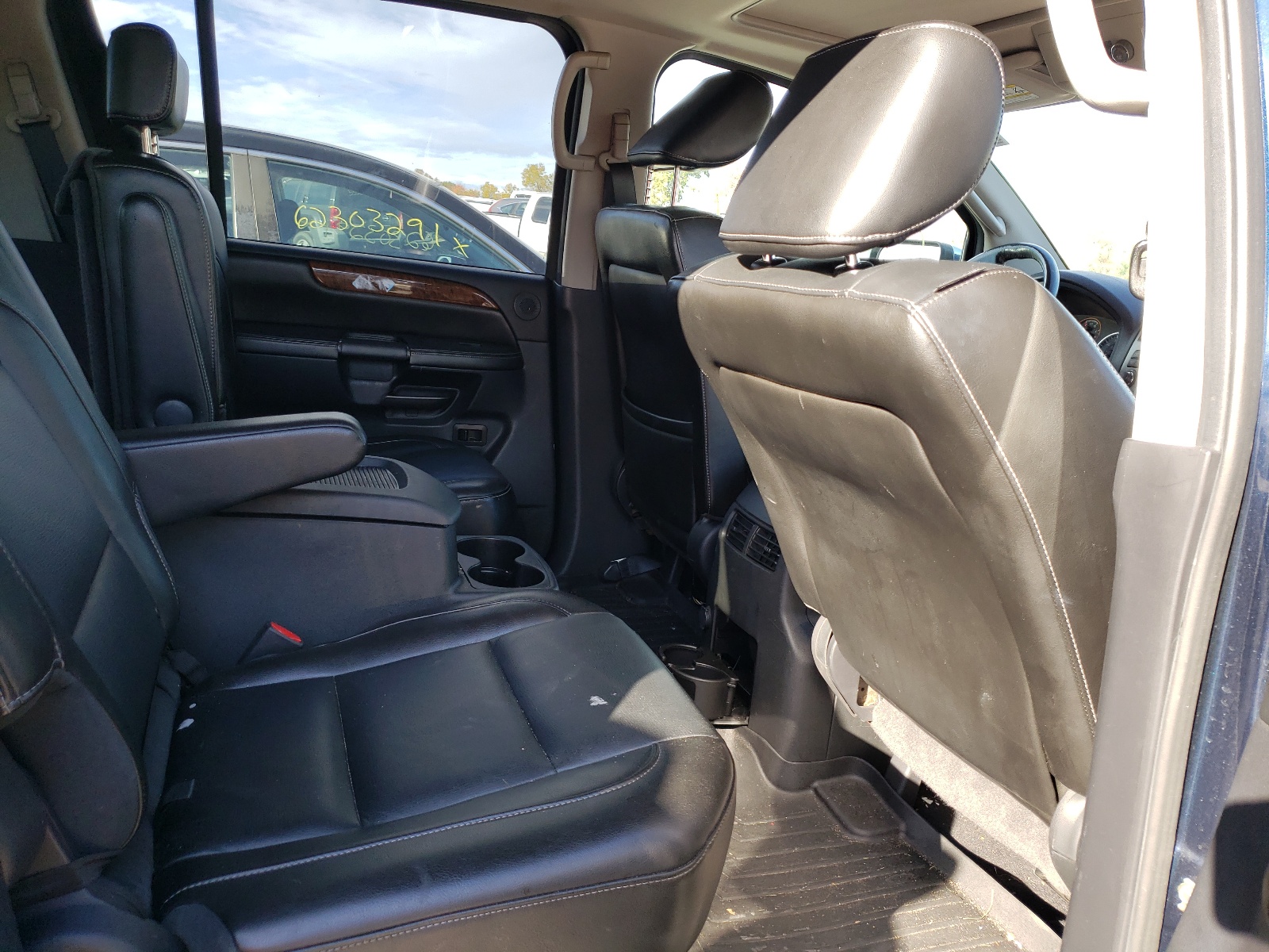 Photo 6 from auction – 2011 NISSAN ARMADA PLA with VIN 5N1BA0NE2BN604175