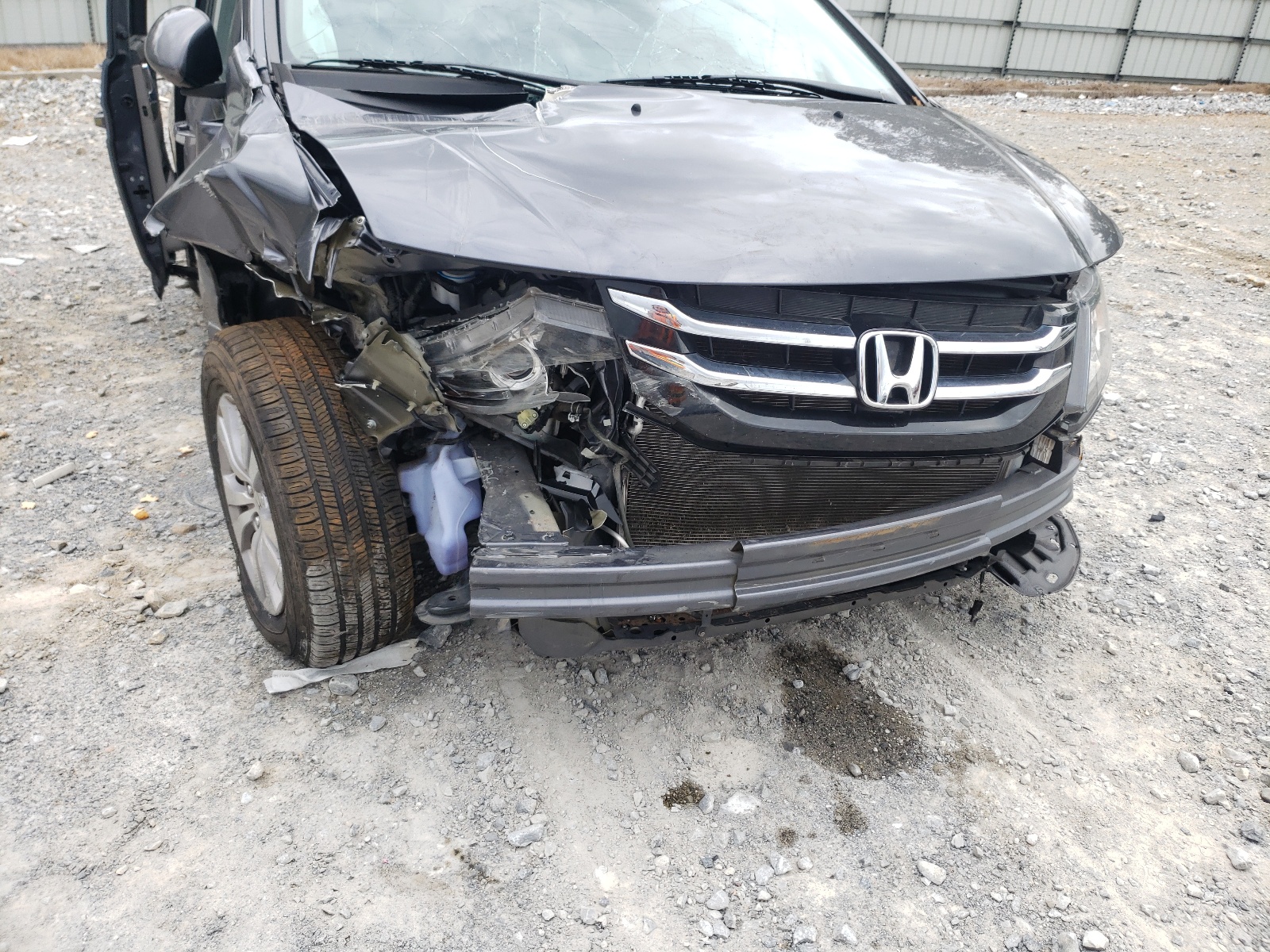 Photo 9 from auction – 2016 HONDA ODYSSEY EX with VIN 5FNRL5H67GB123214