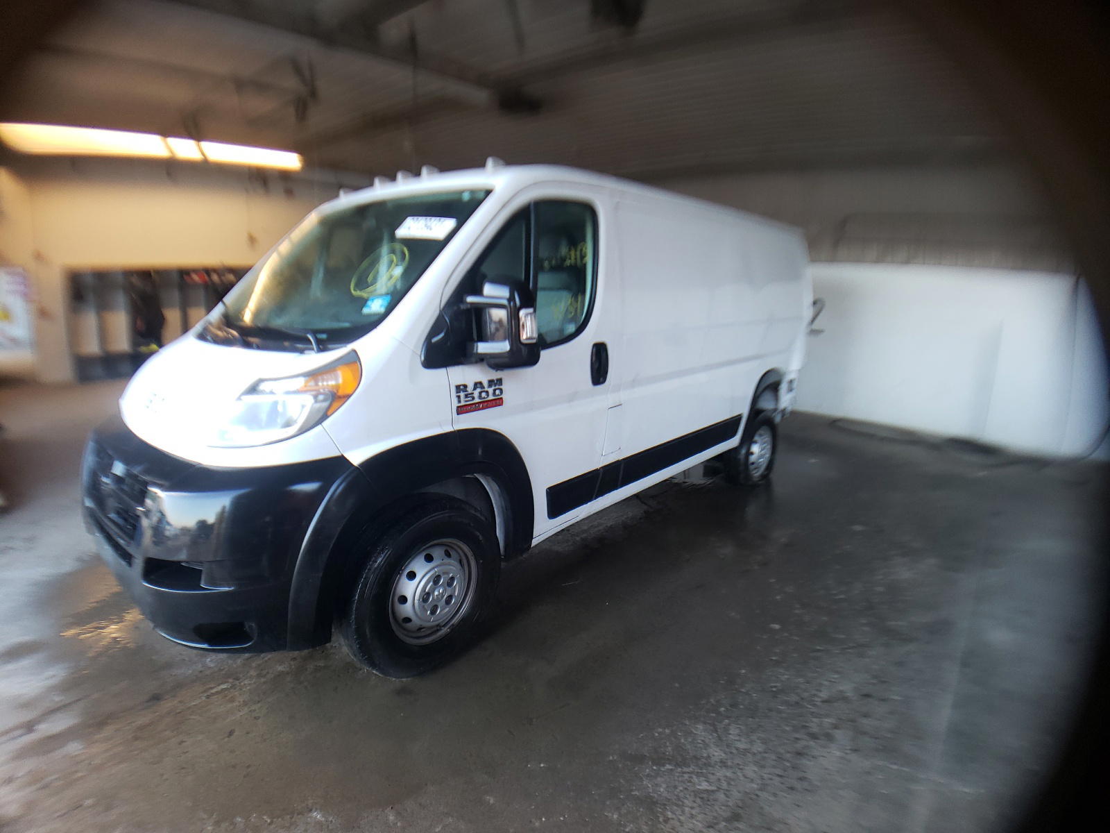 Photo 2 from auction – 2017 RAM PROMASTER with VIN 3C6TRVAG3HE532171