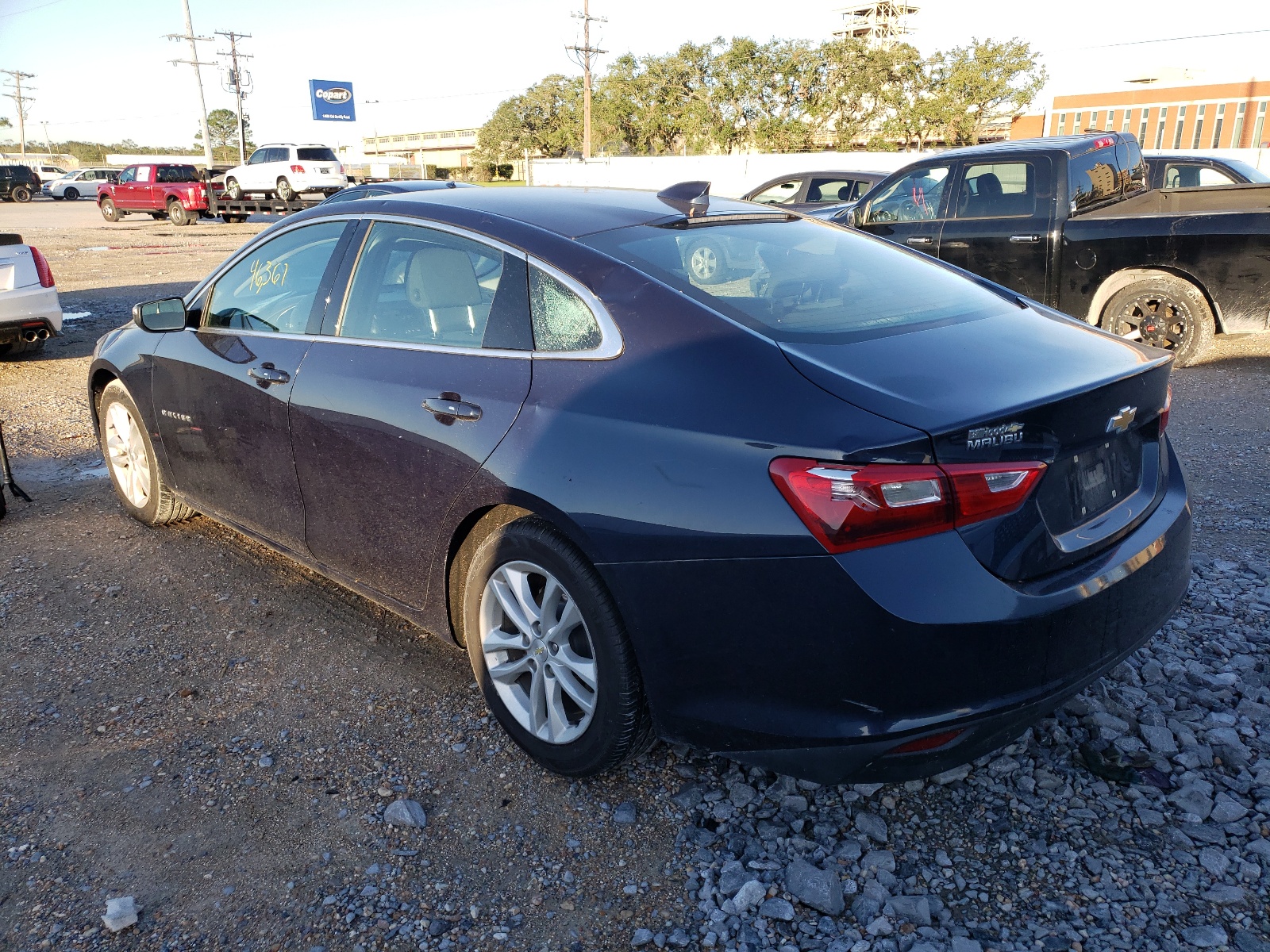 Photo 3 from auction – 2016 CHEVROLET MALIBU LT with VIN 1G1ZE5ST2GF353319