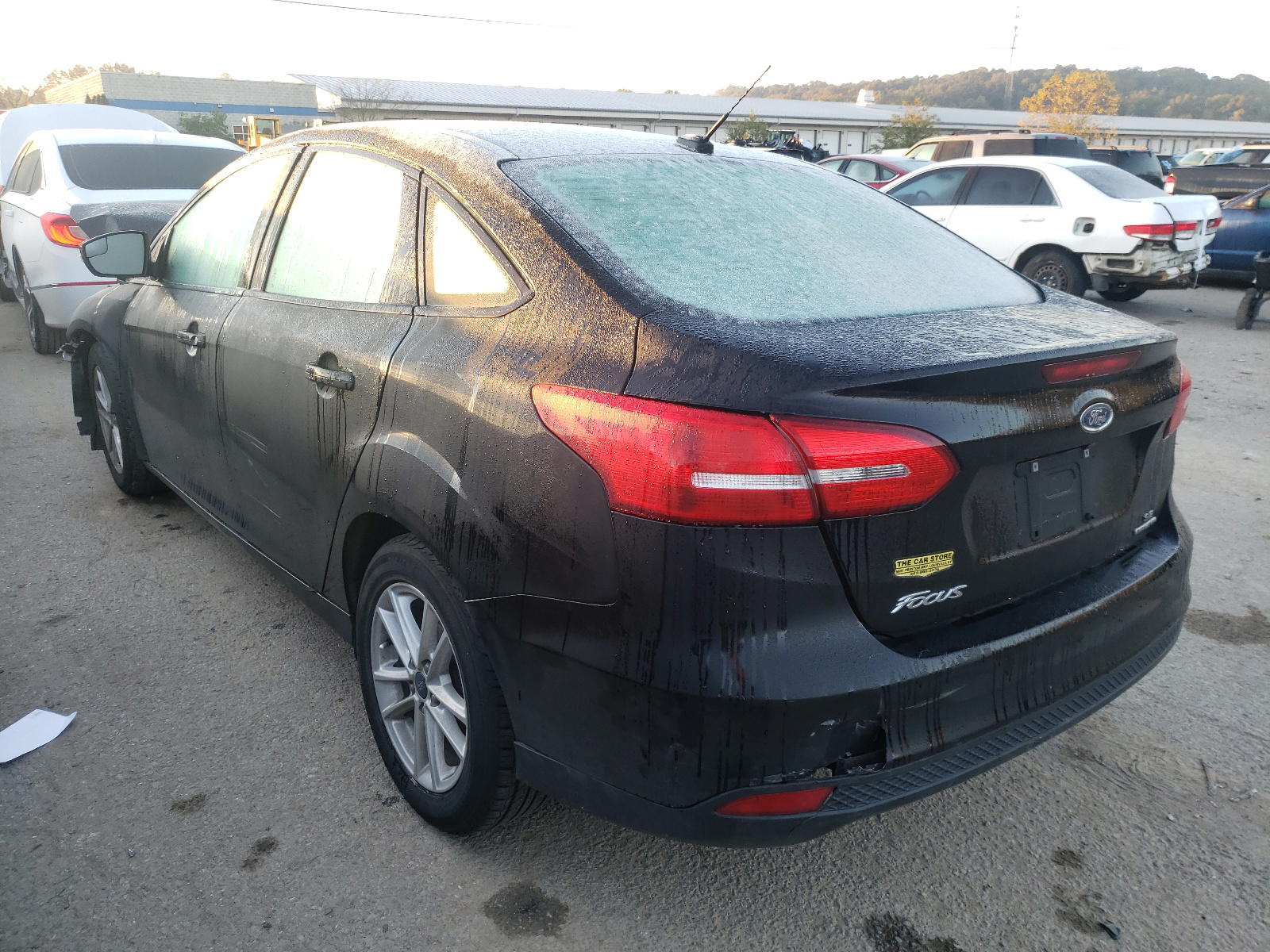 Photo 3 from auction – 2016 FORD FOCUS SE with VIN 1FADP3F24GL403615