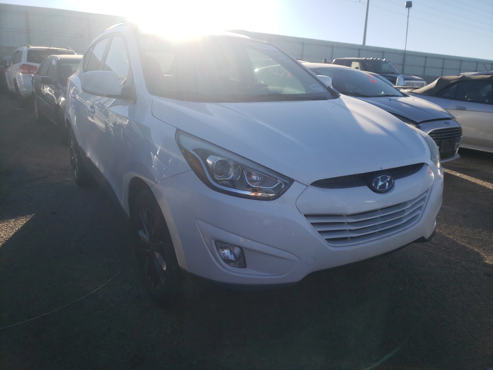 Photo 1 from auction – 2015 HYUNDAI TUCSON LIM with VIN KM8JUCAG7FU077452